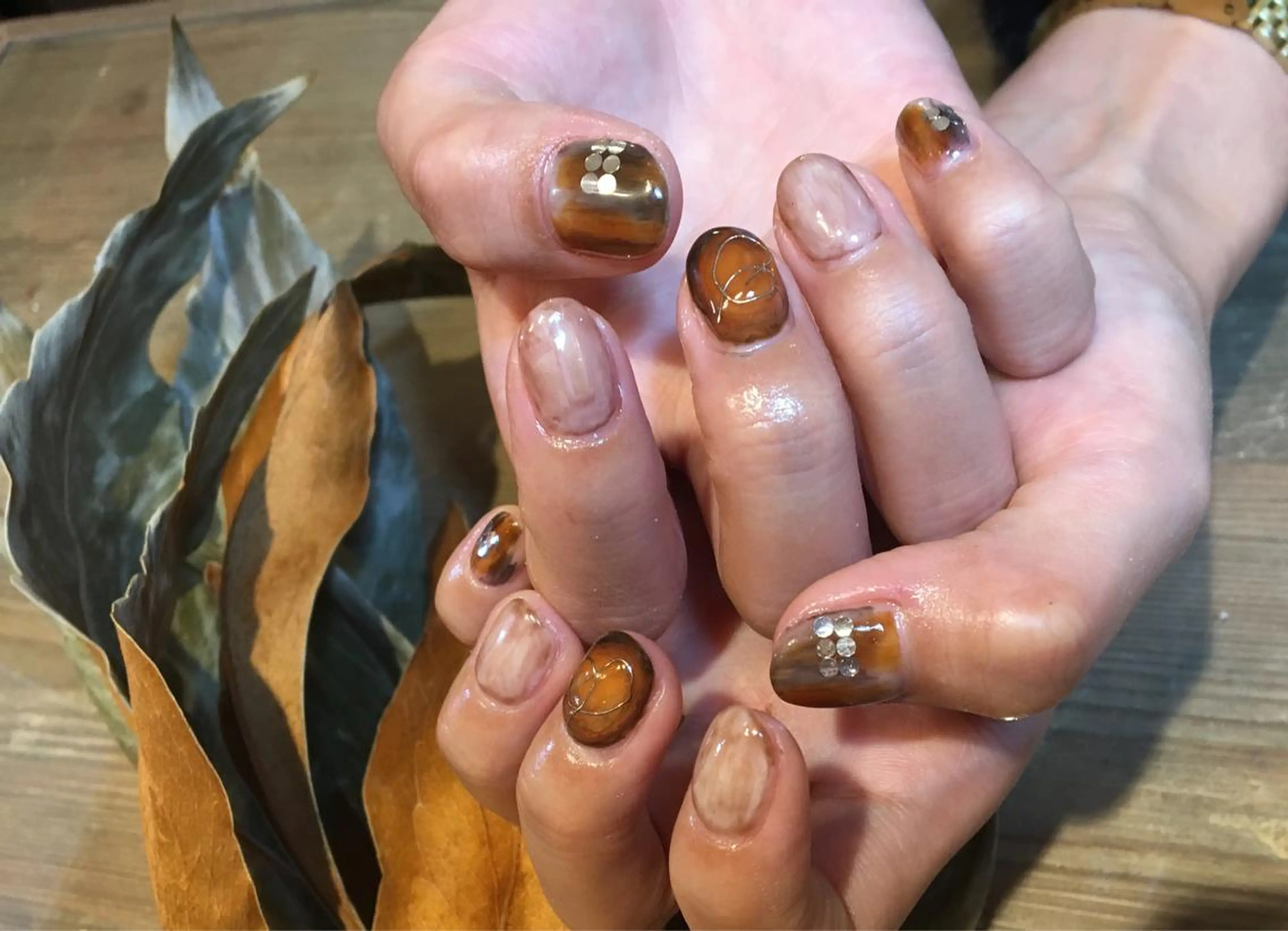 ネイル revia所属・ERI Nailistのネイルデザイン