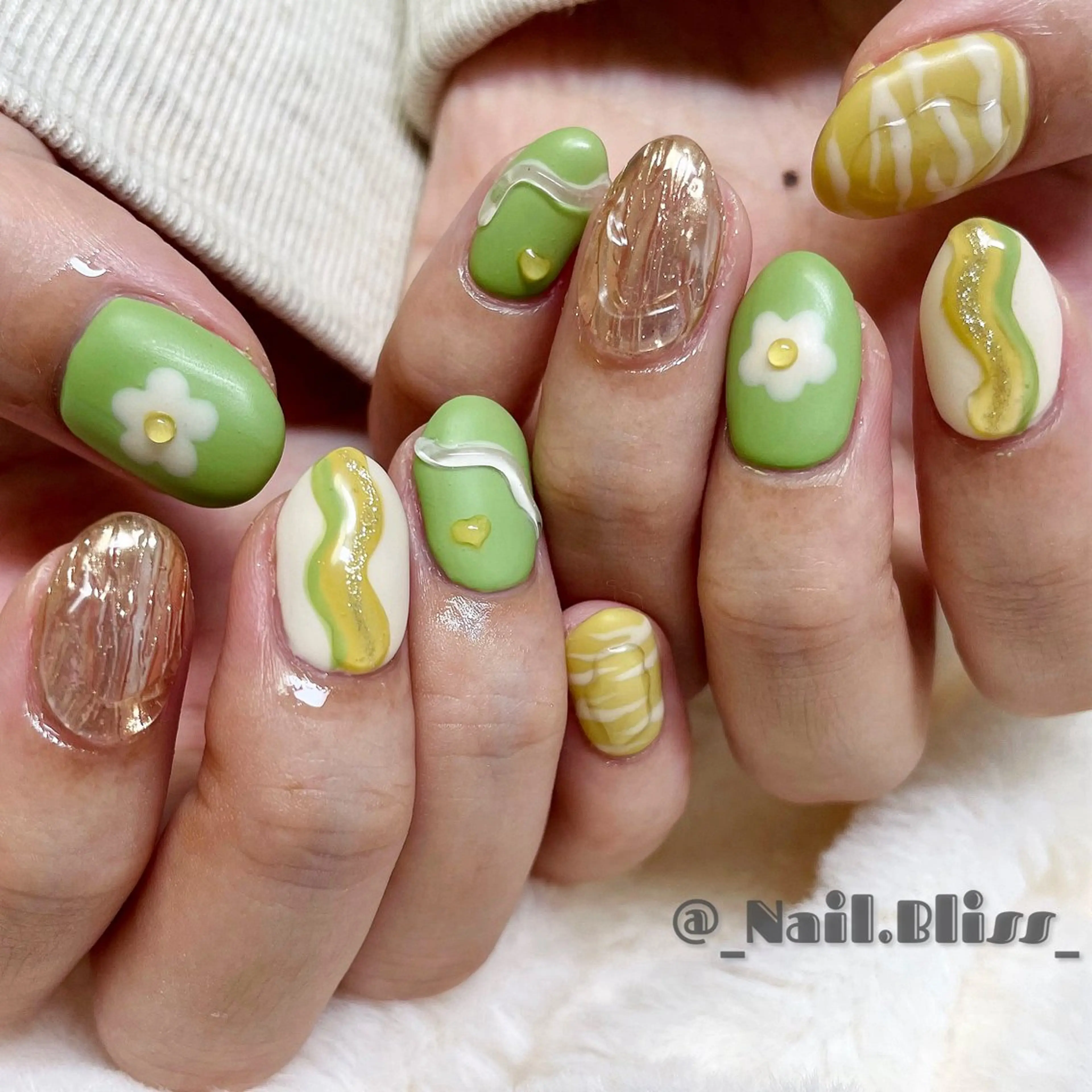 ネイル マットネイル ぷっくりネイル ハンドネイル NAIL BLISSのネイルデザイン