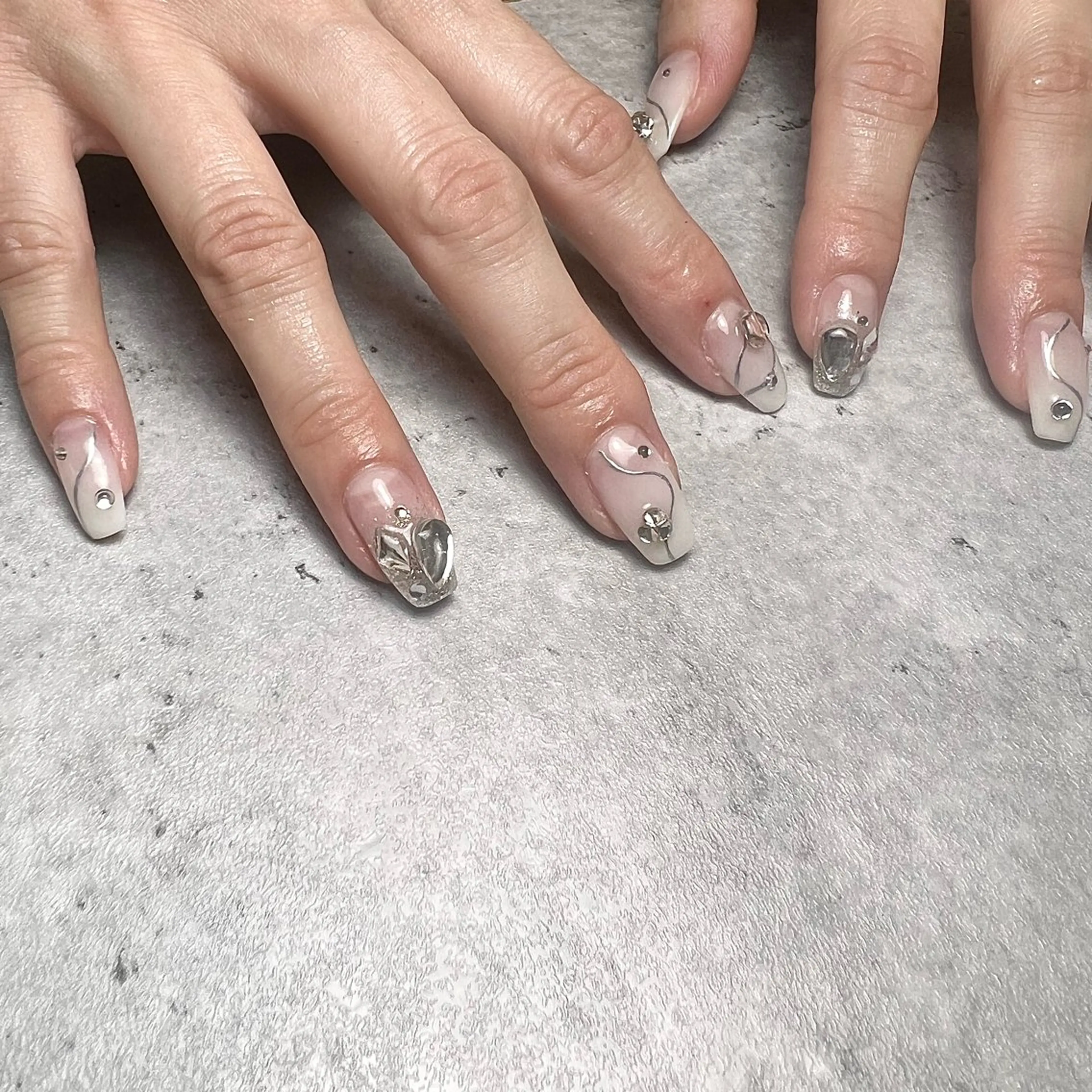 ネイル ハンドネイル are you nailのネイルデザイン