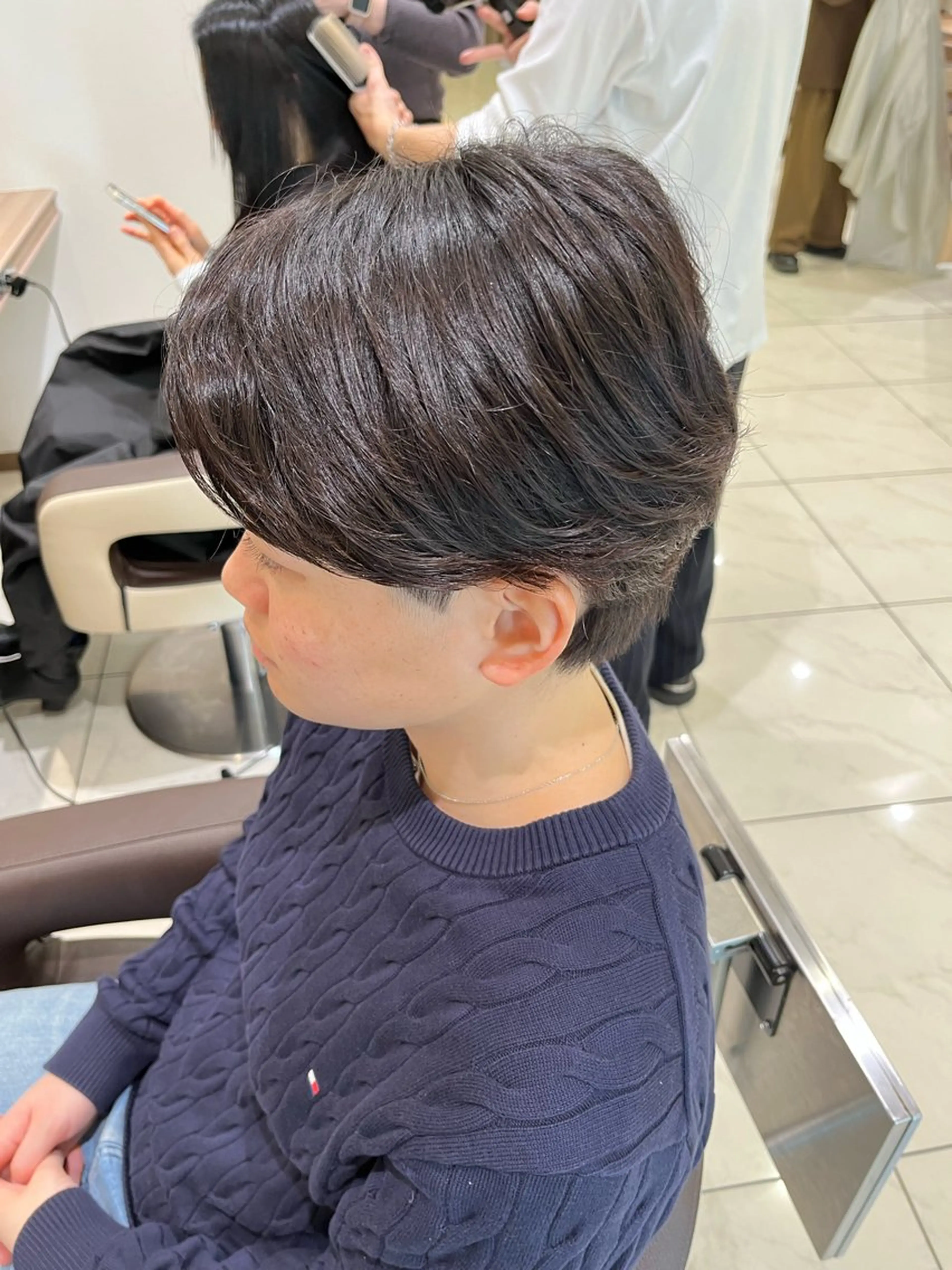 ショート パーマ ニュアンスパーマ カット パーマ トリートメント ヘアセット 【メンズパーマ✨️ フェザーパーマ】岩城のヘアスタイル