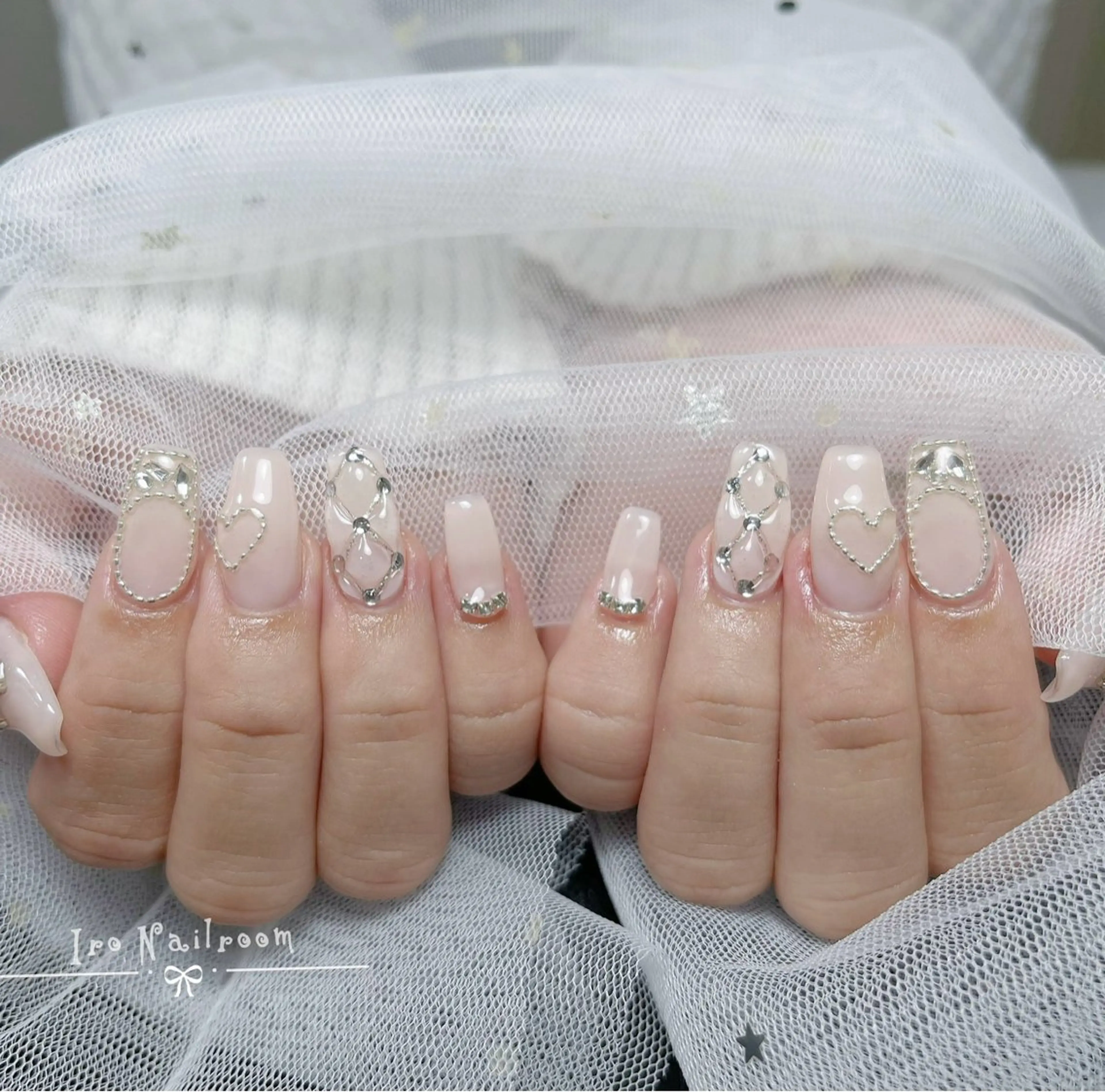 ネイル ハンドネイル IRO所属・hina hinaのネイルデザイン