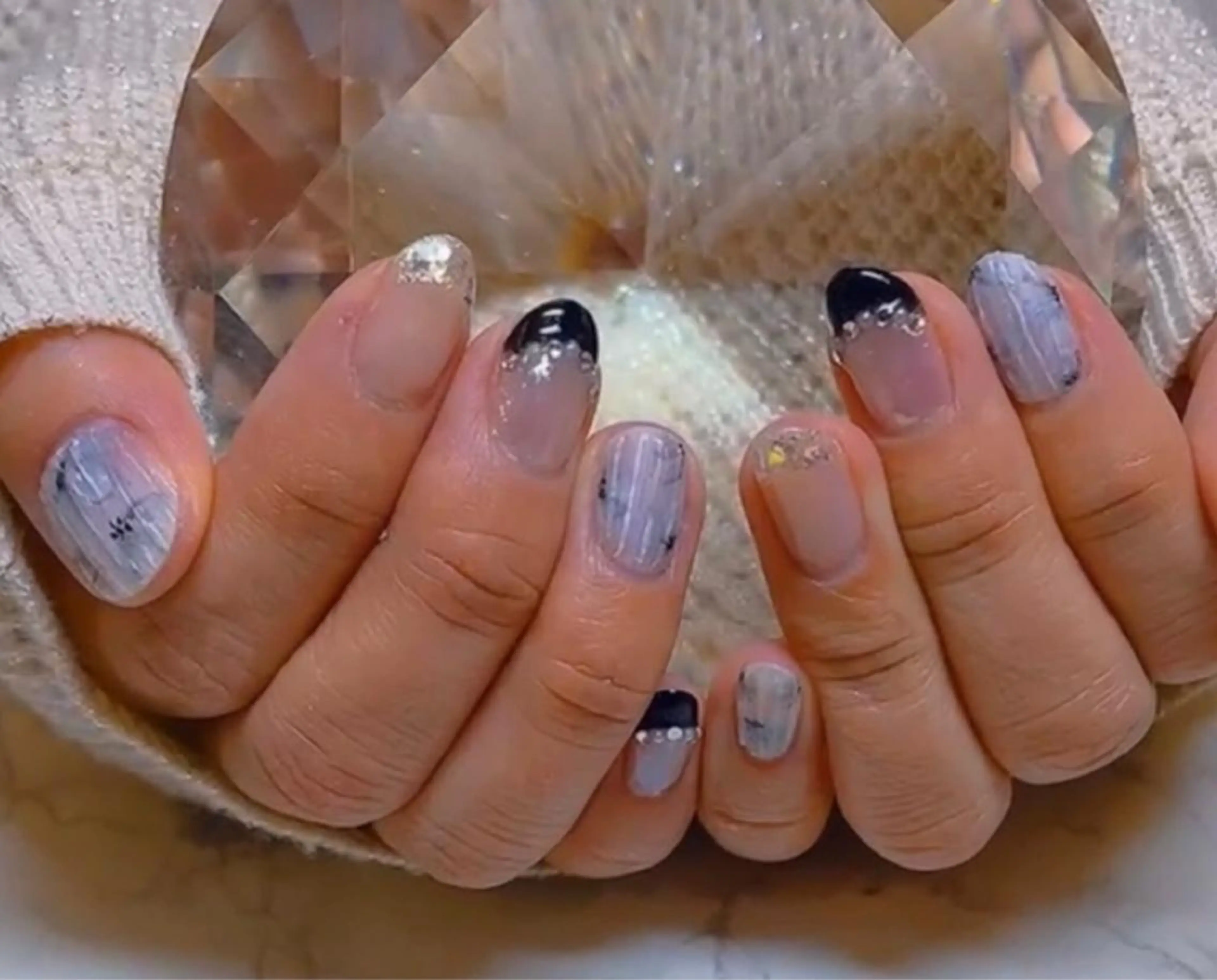 ネイル フラワーネイル 春ネイル SINCERELY シンシアリー🌈のネイルデザイン