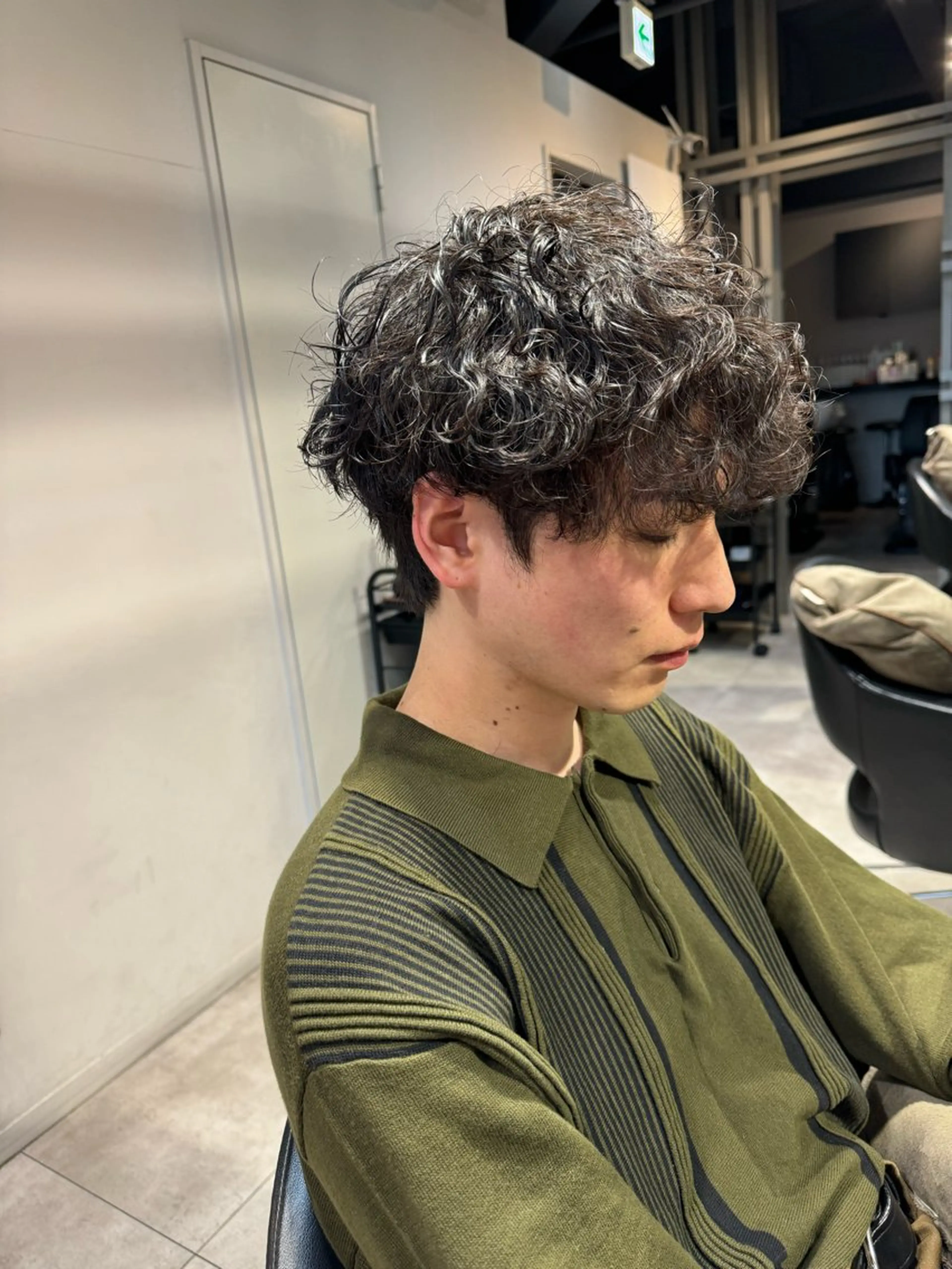 ミディアム パーマ メンズ ミディアムパーマ メンズパーマ 波巻きパーマ スパイラルパーマ Dxxxx III所属・女性目線の大人 メンズ*Ayakaのヘアスタイル