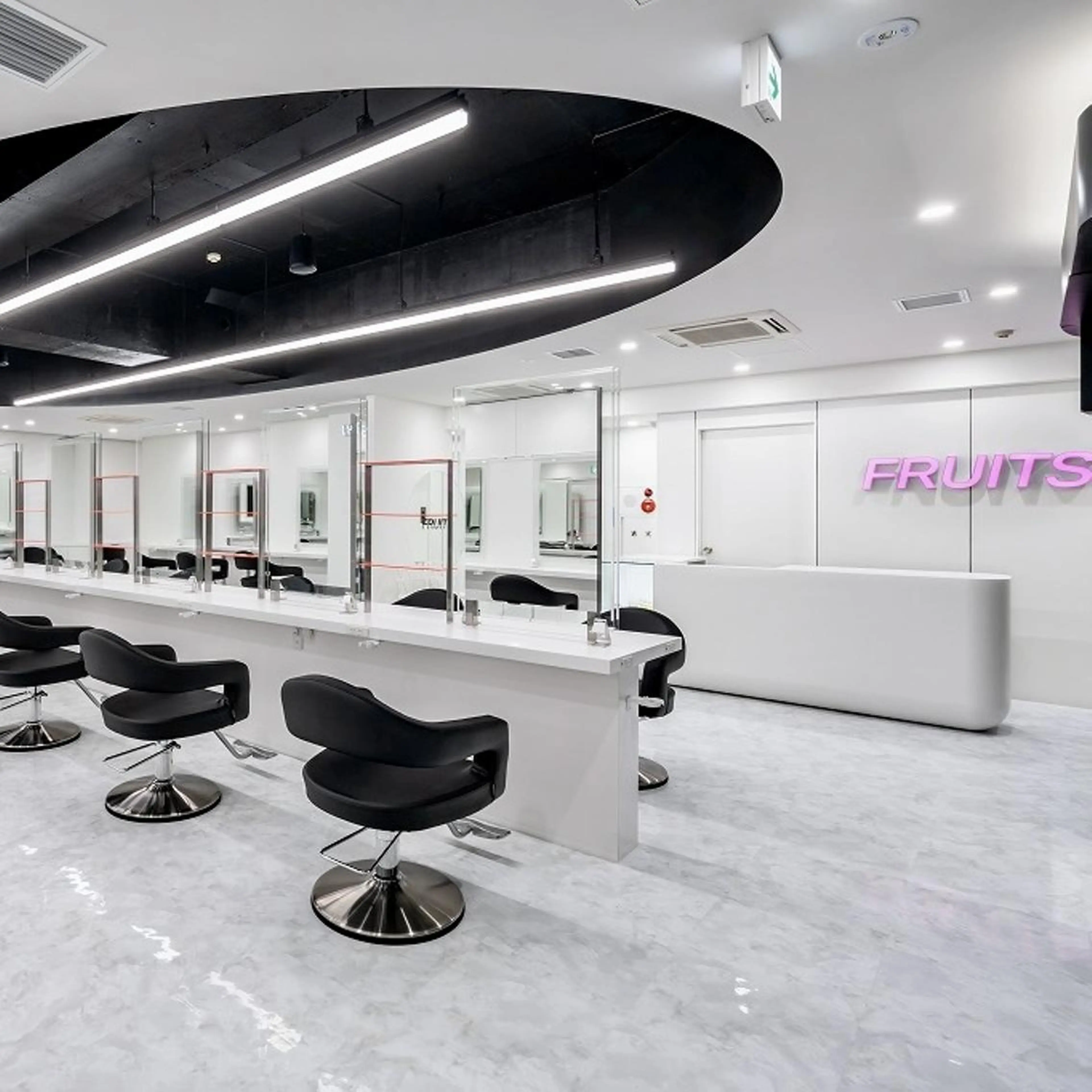 official FRUITS渋谷💖のヘアスタイル