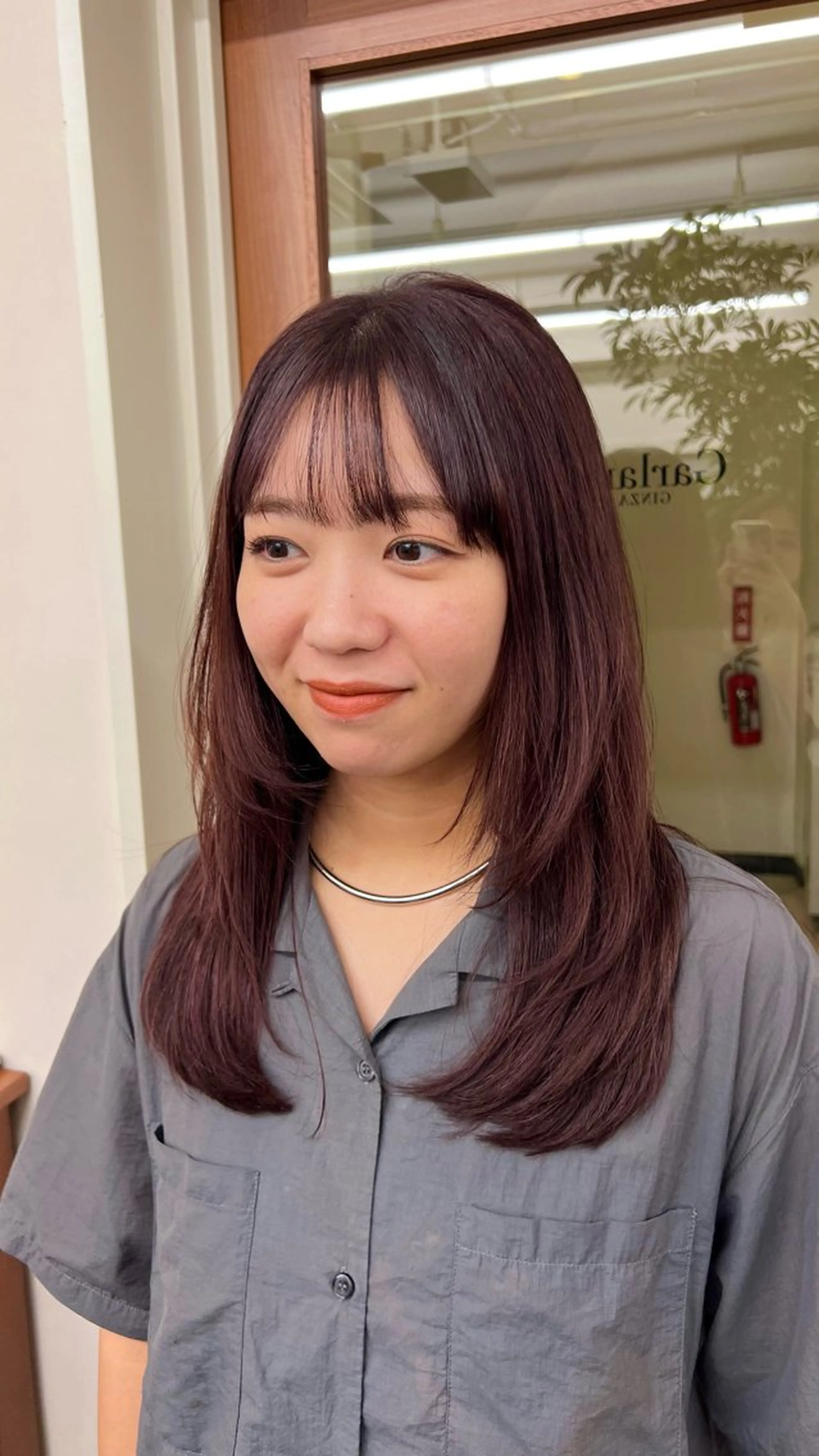 セミロング カラー ヘアカラー トリートメント Garland 表参道所属・ミディアムレイヤー/ 艶カラー🎀　emiのヘアスタイル