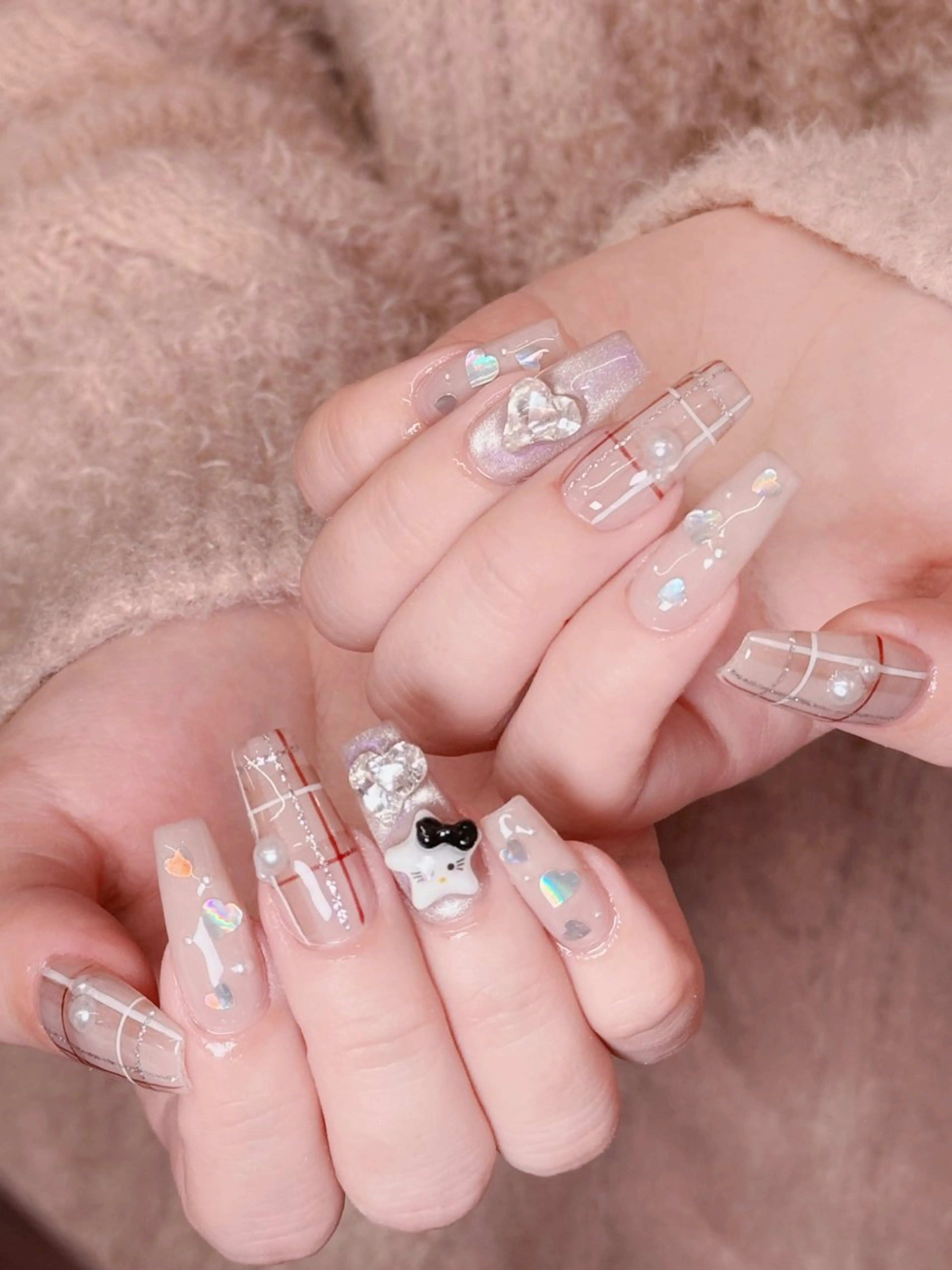 ネイル アートネイル ハート ラメ(グリッター) バレンタイン ハンドネイル ハンドケア DarkHoney 池袋店のネイルデザイン