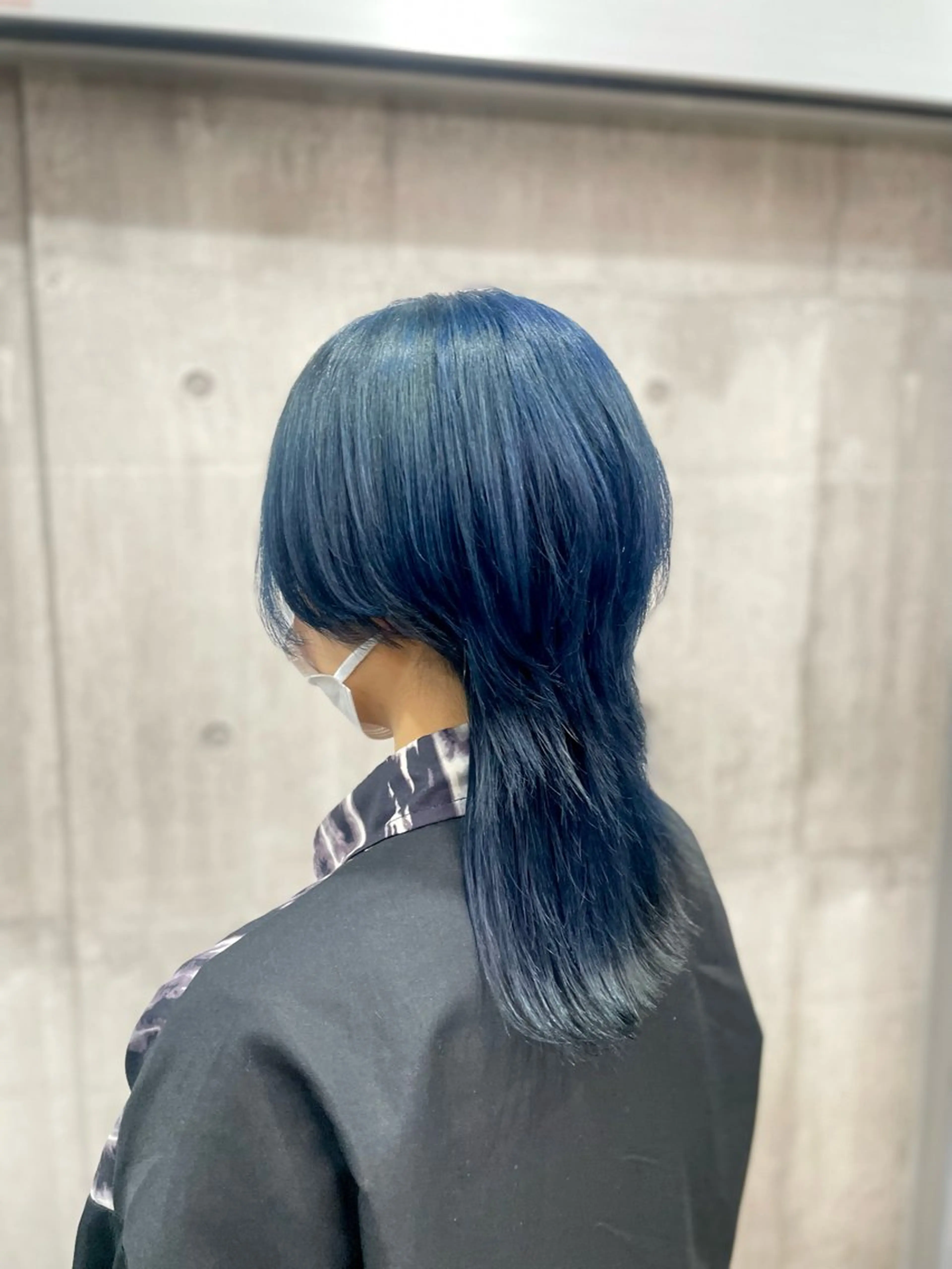 セミロング カラー 透明感カラー ネイビーカラー レイヤーカット ウルフカット ウルフレイヤー ヘアカラー トリートメント crystal船橋 /艶カラー/HONOのヘアスタイル