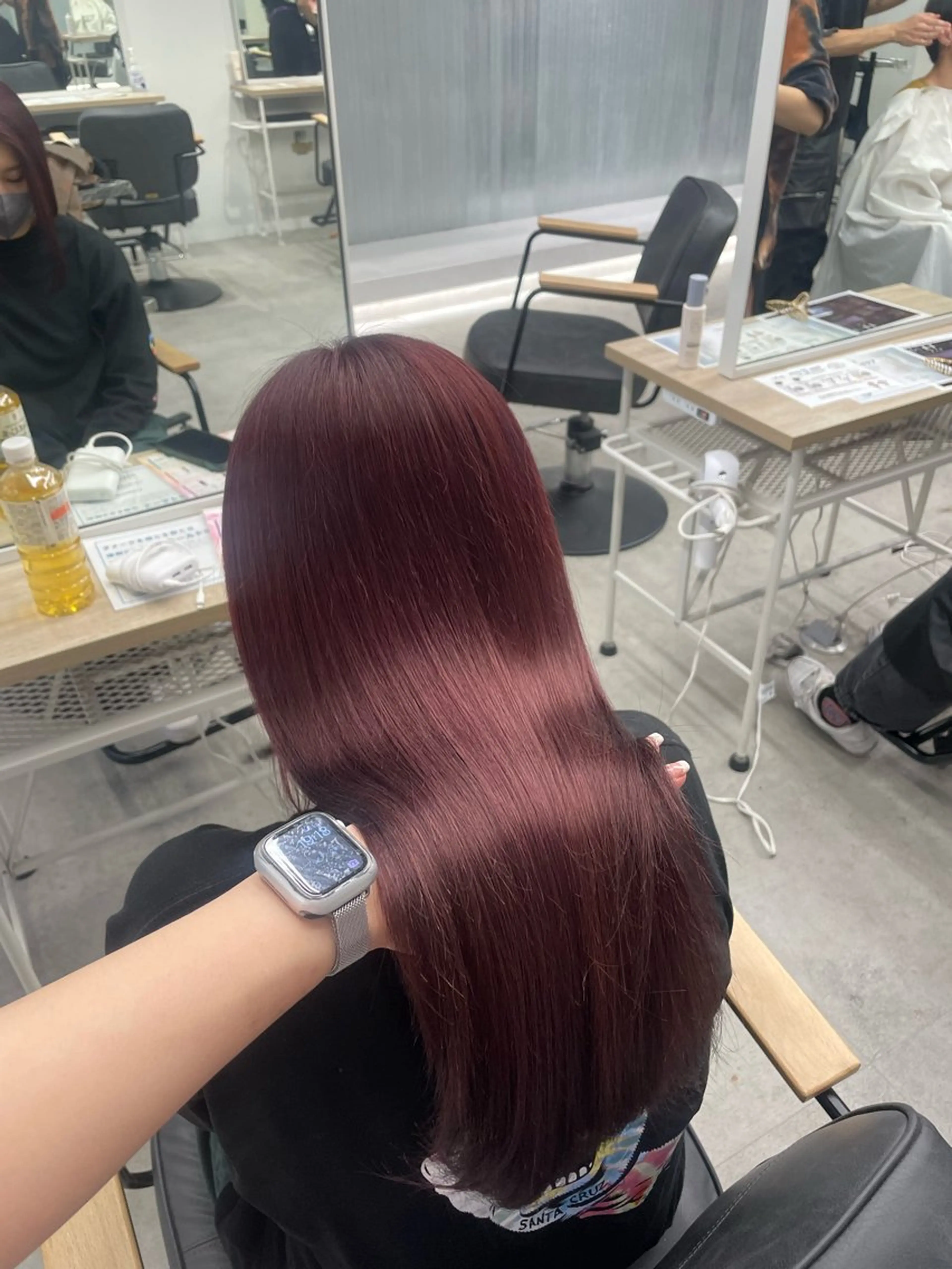 ロング ロングレイヤー 顔まわりレイヤー 顔周りカット 髪質改善 レイヤーカット ARISA︎ ハイトーン/メンズCのヘアスタイル