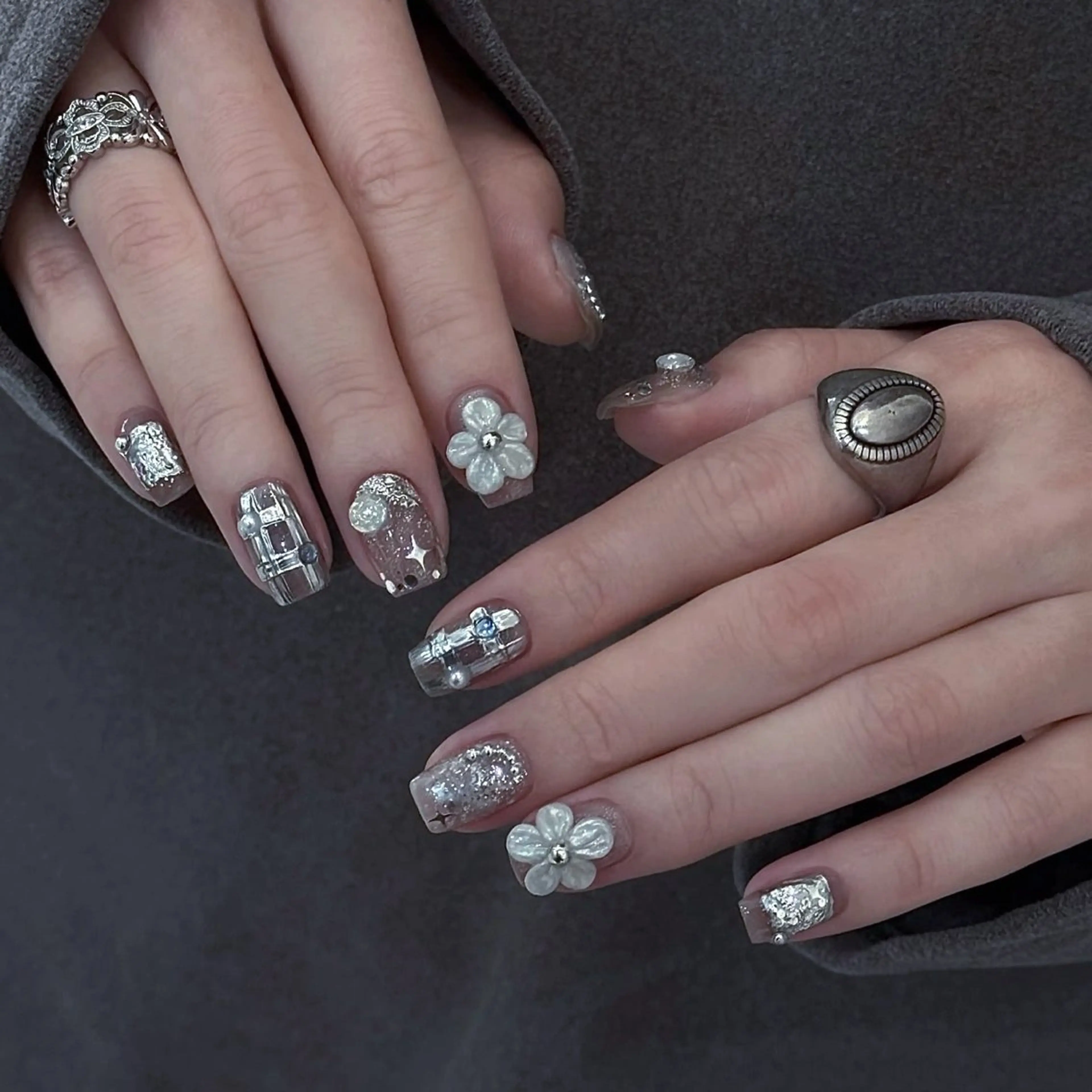 ネイル ハンドネイル ハンドケア ANG Studioのネイルデザイン