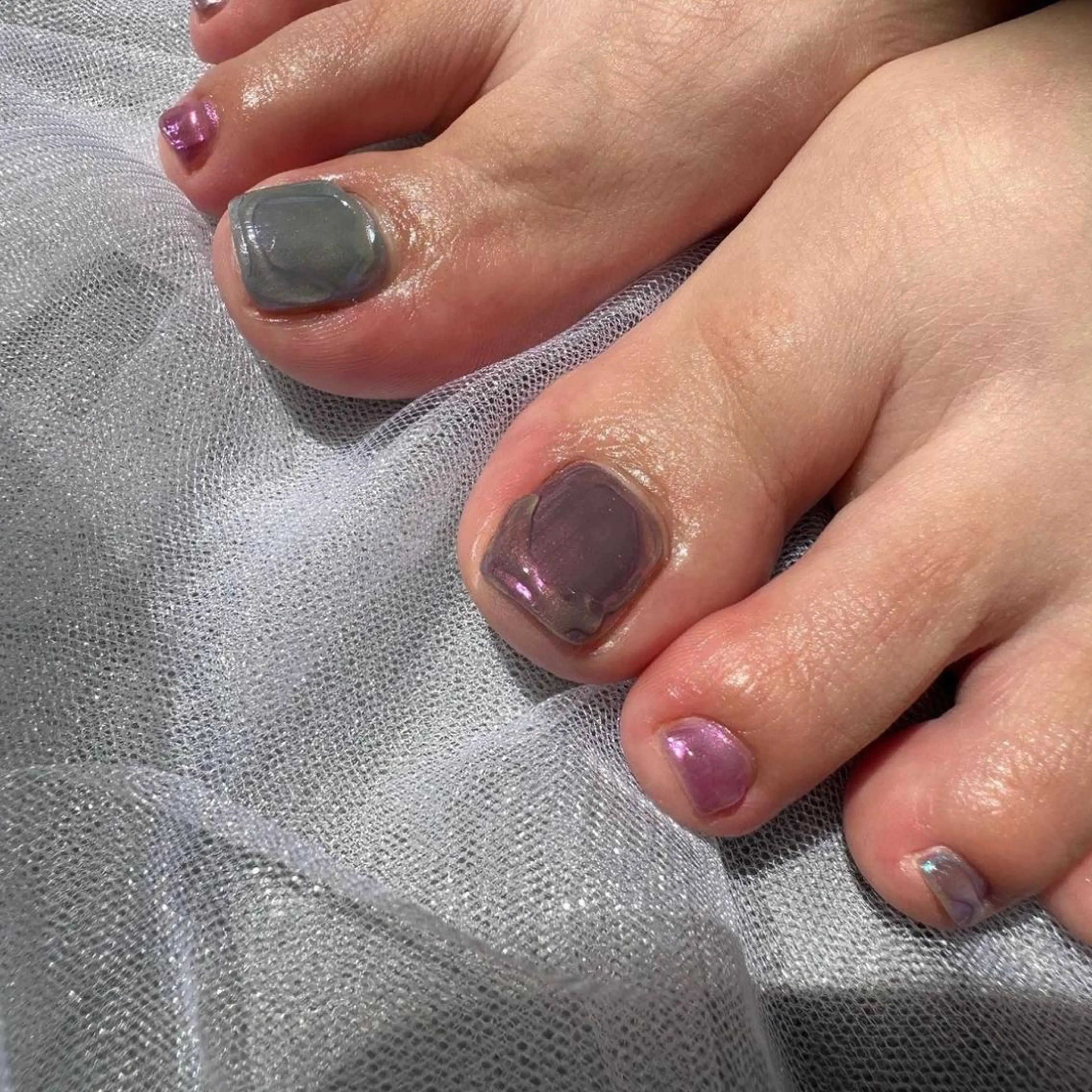 ネイル オーロラネイル クリアネイル フットネイル 氷ネイル・うるうるネイル 韓国ネイル 🪞KAPE NAIL 🪞のネイルデザイン