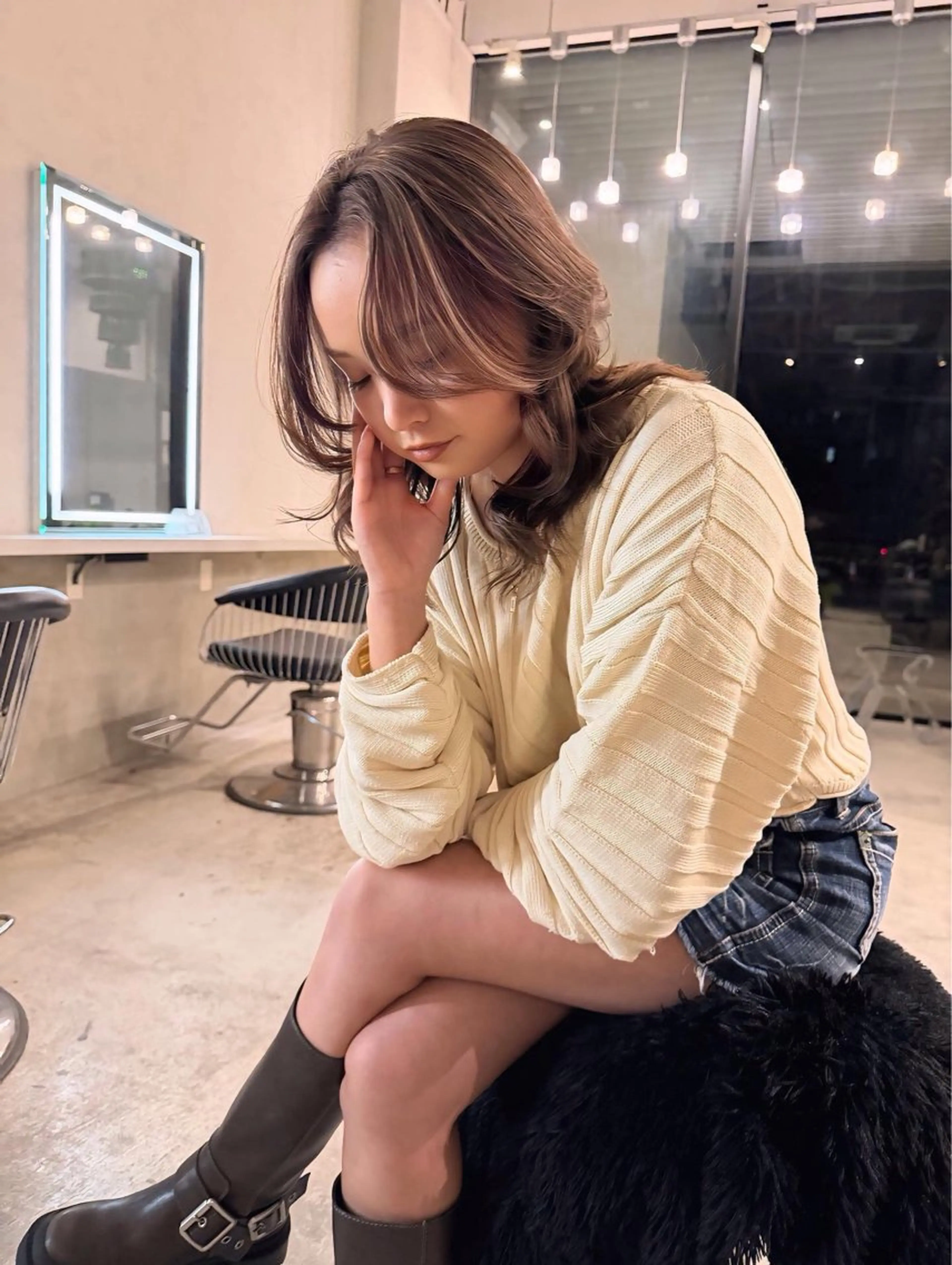 【"U22ミニモ学割限定⭐︎必ず理想に導く"】ハイライトカラー＋海外レイヤー＋ケアトリートメントの写真