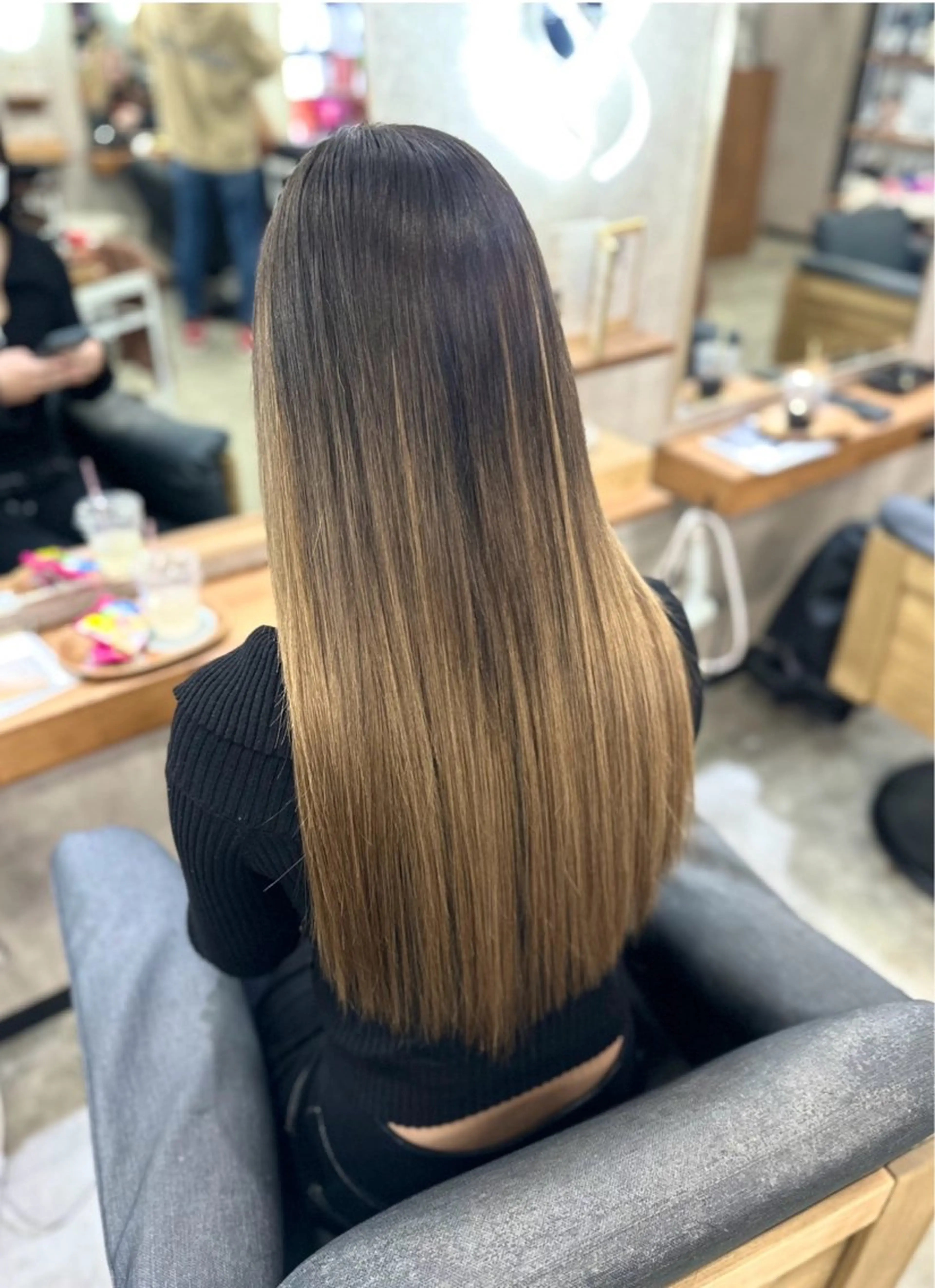 ロング シールエクステ エクステ エクステ MOURI CHISATOのヘアスタイル