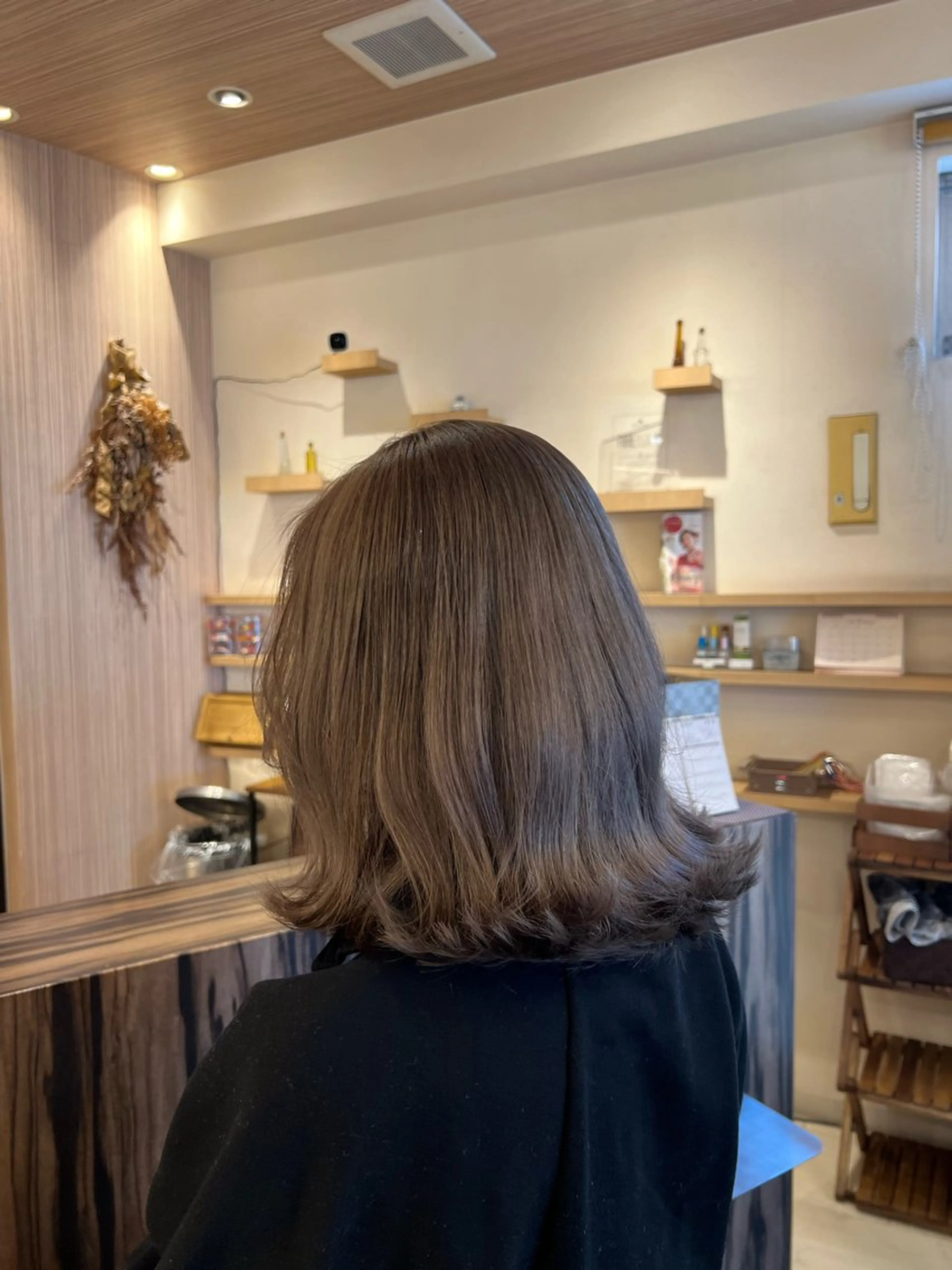 カラー 久永 菫のヘアスタイル