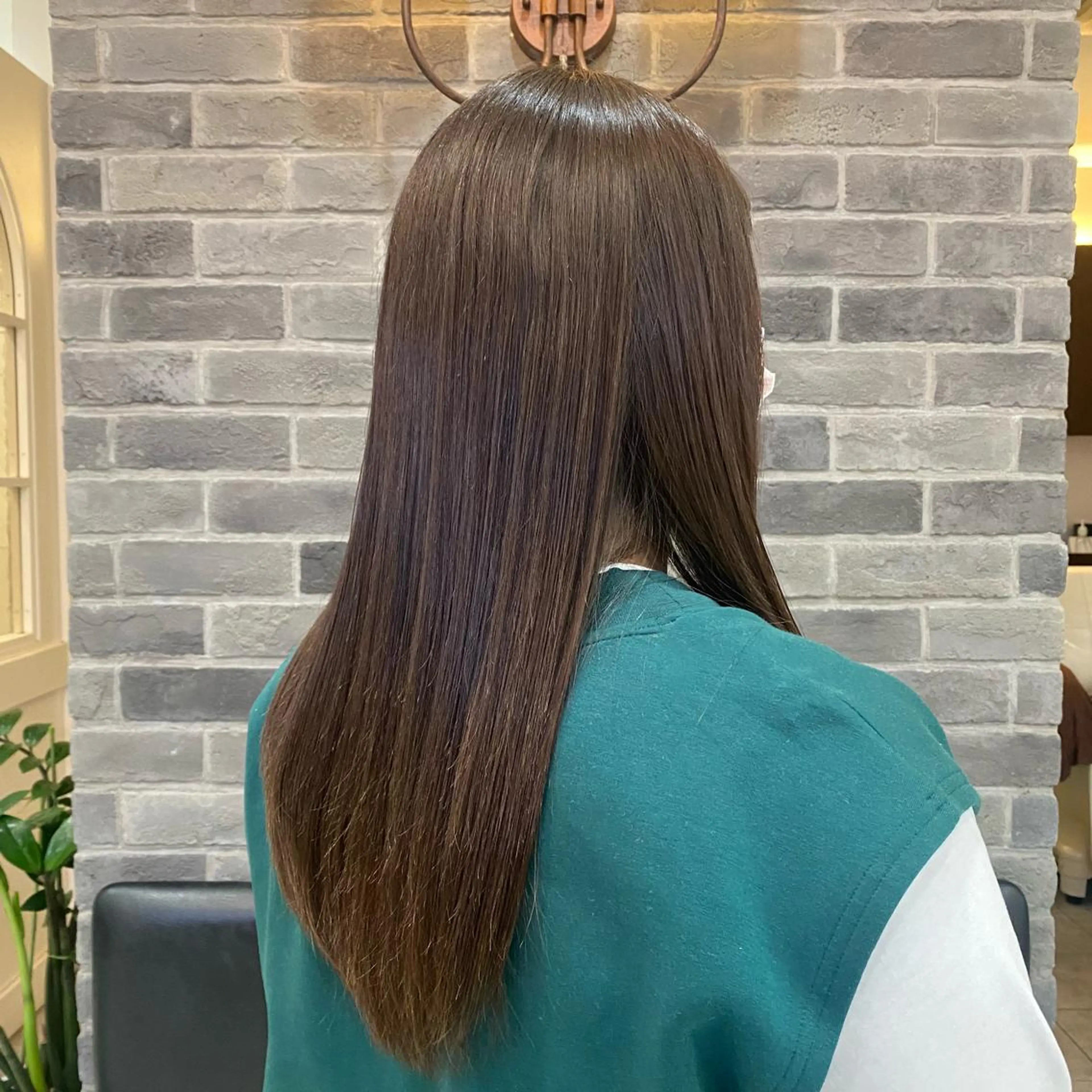 ロング 縮毛矯正 🌼江幡 朱音🌼のヘアスタイル