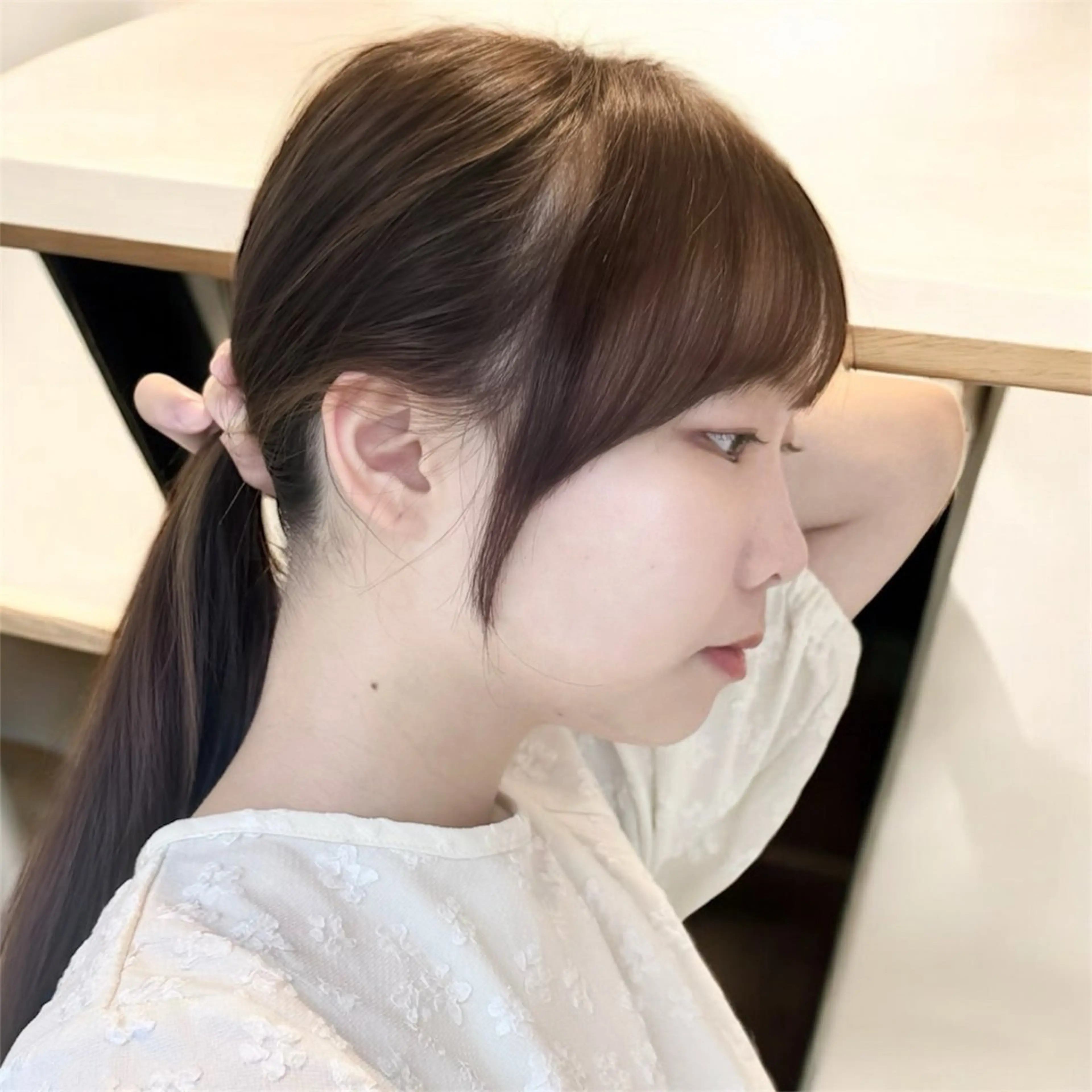 ミディアム ヘアアレンジ カット ヘアセット 韓国ヘア/レイヤー 顔周りカット/ユキナのヘアスタイル