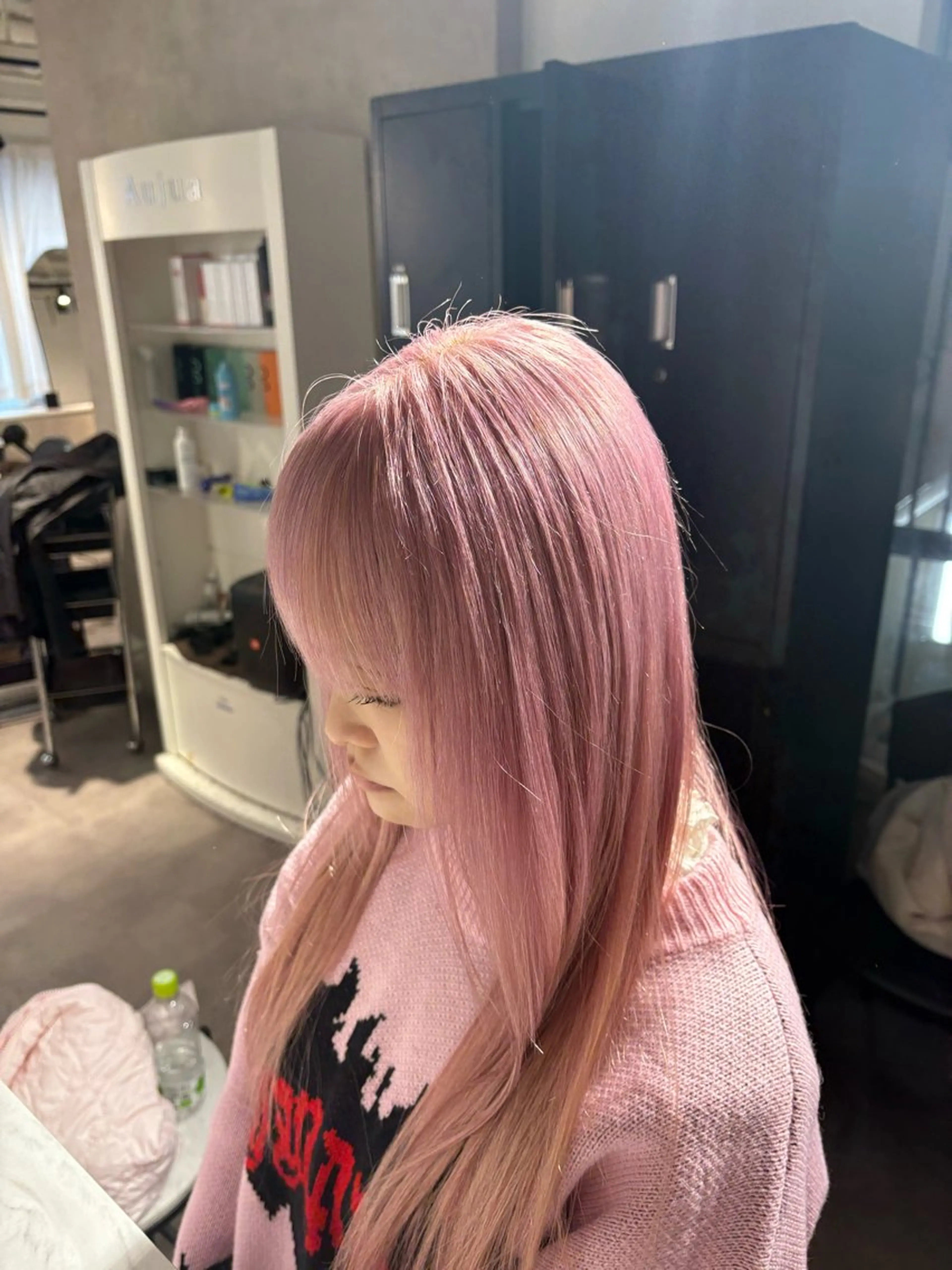 ロング カラー ピンクカラー ホワイトピンク カット ヘアカラー Seleneコウキ ブリーチ/ハイトーンのヘアスタイル