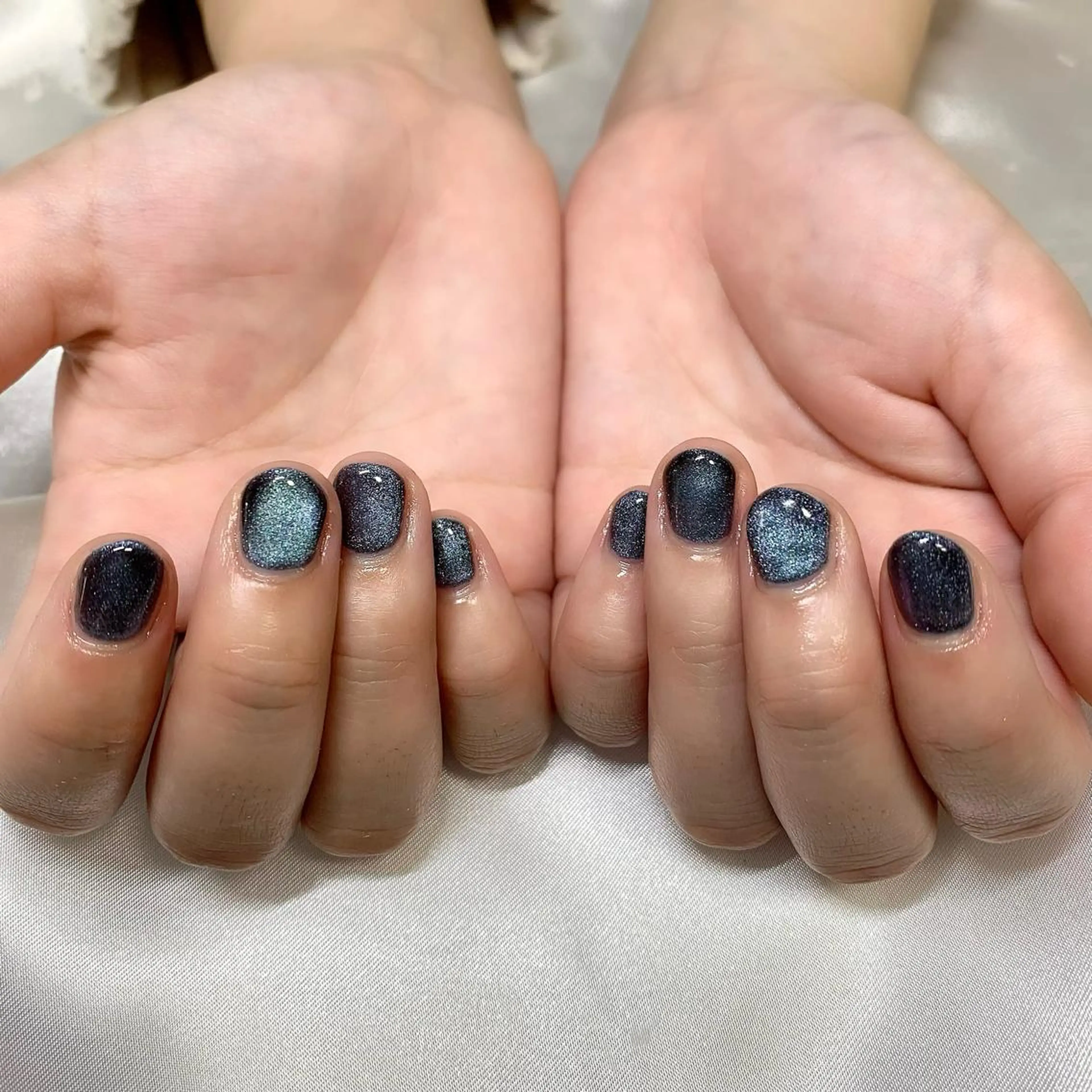 ネイル マグネットネイル ハンドネイル Lucid Fleur Amiのネイルデザイン