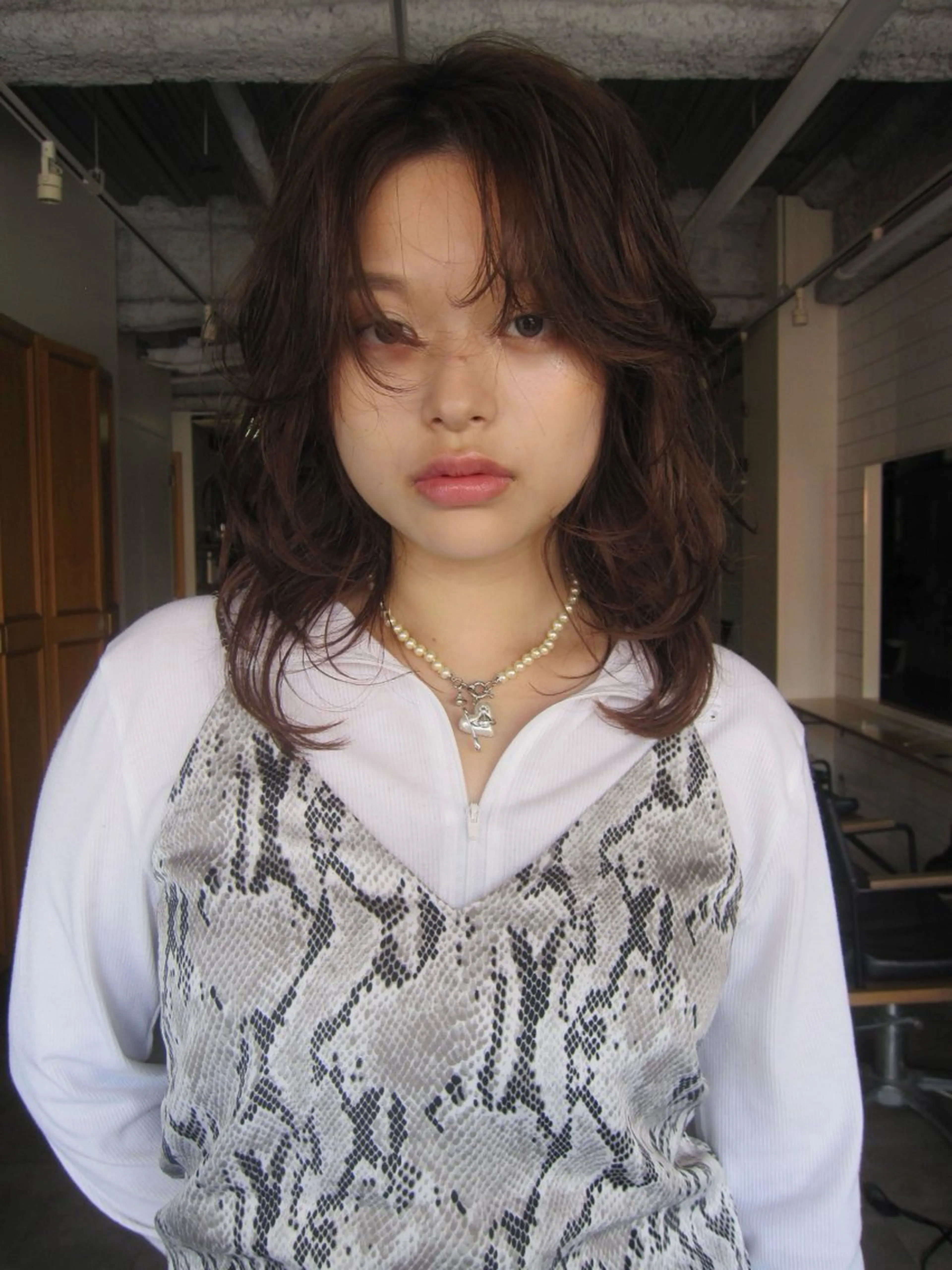 ミディアム カット ヘアカラー ルカ/ ニュアンスヘアのヘアスタイル