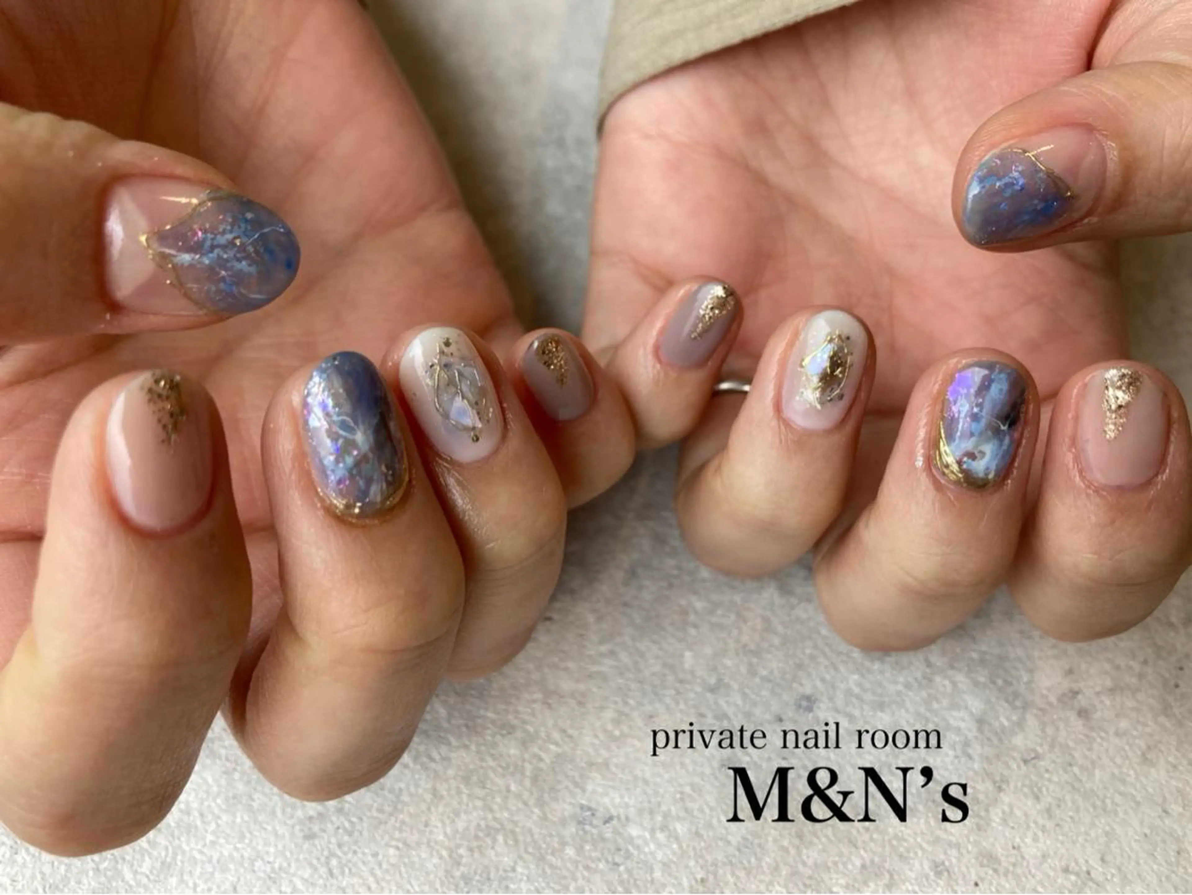 [HAND・FOOTお持ち込み定額]ニュアンスネイルの写真