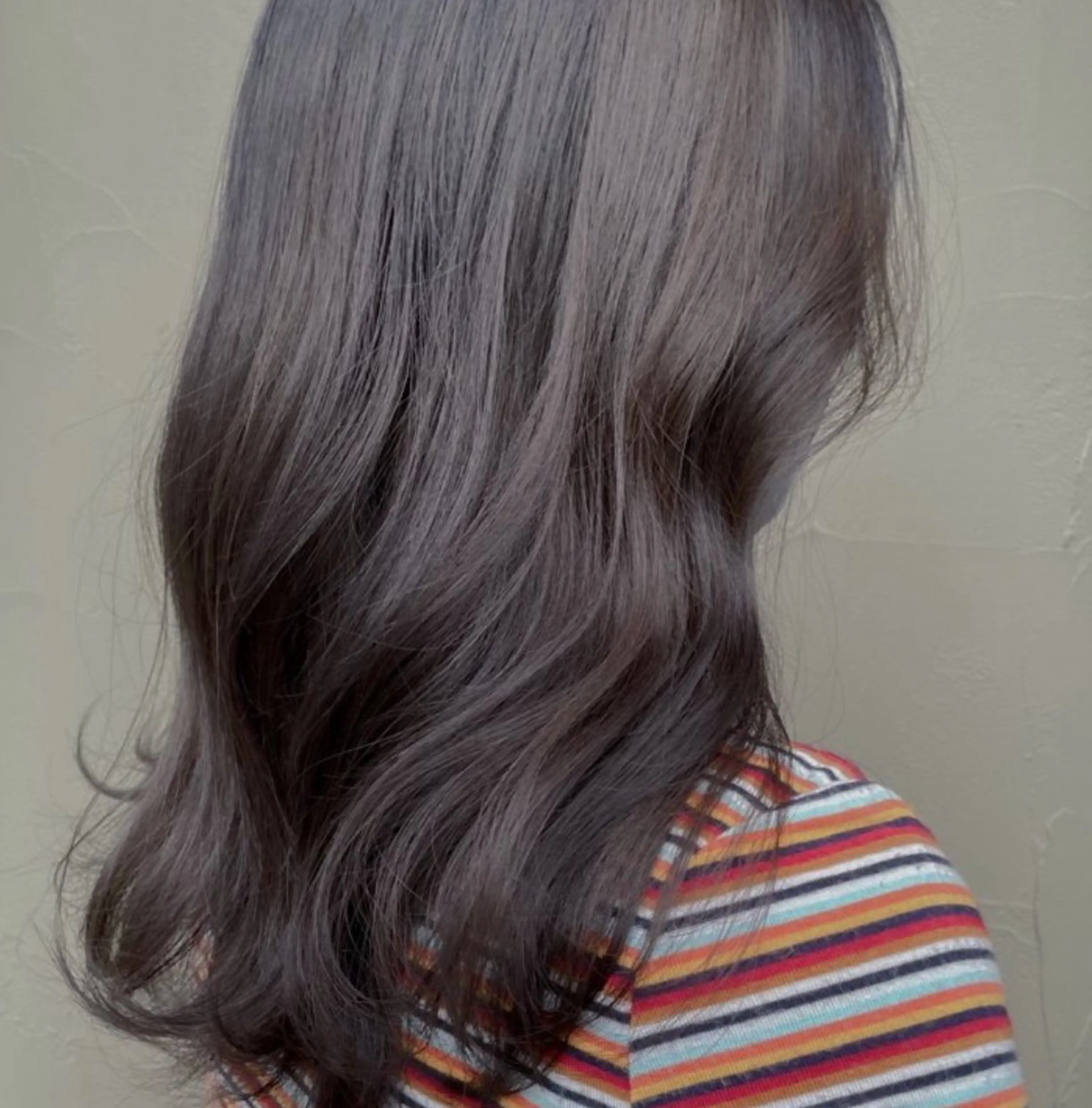 ロング カラー 髪質改善 ロング トリートメント カット ヘアカラー 透明感カラー/ くびれヘア/ユウユのヘアスタイル