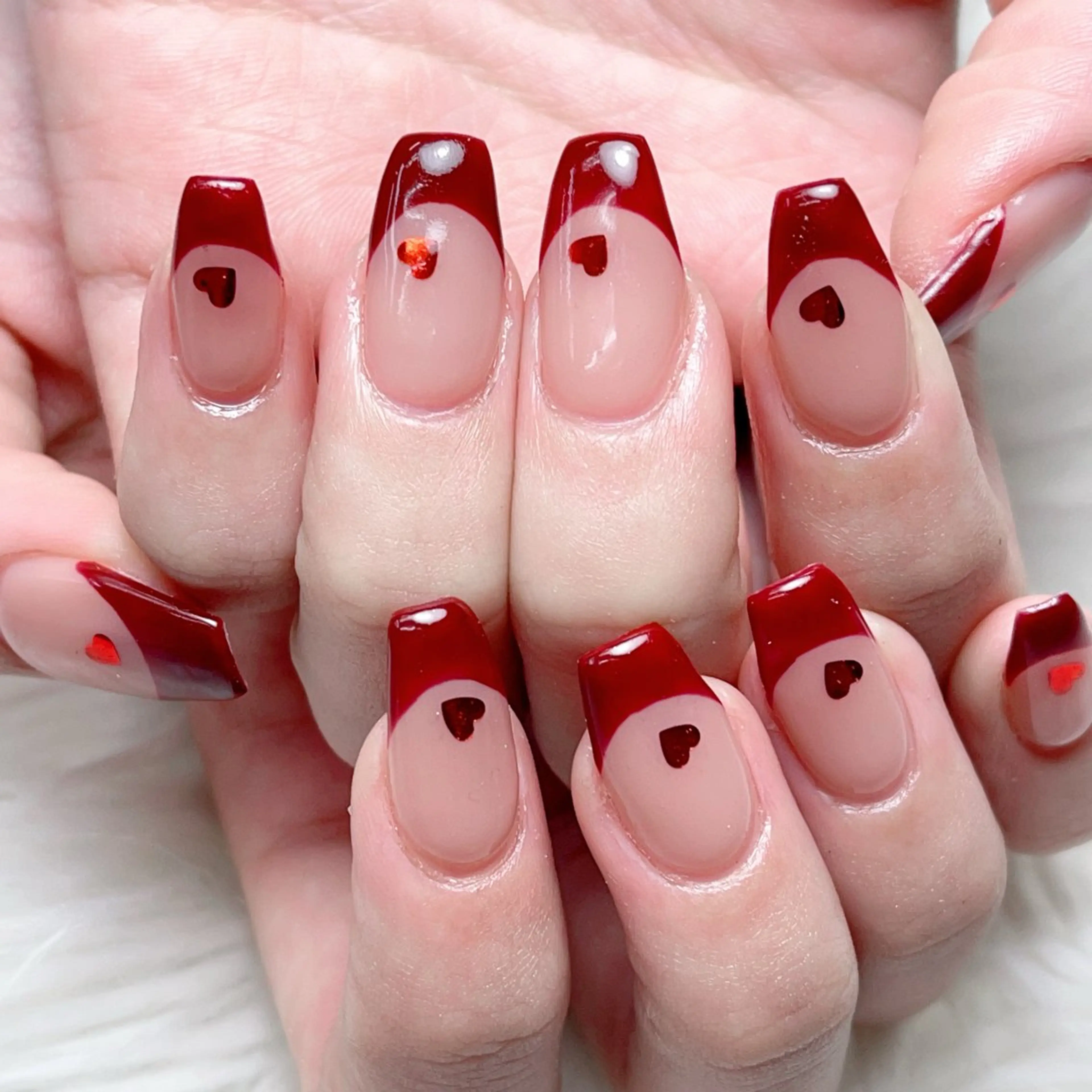 メンズ ネイル アートネイル フレンチネイル ジェルネイル キラキラネイル パラジェル Bloom スカルプ専門店のネイルデザイン