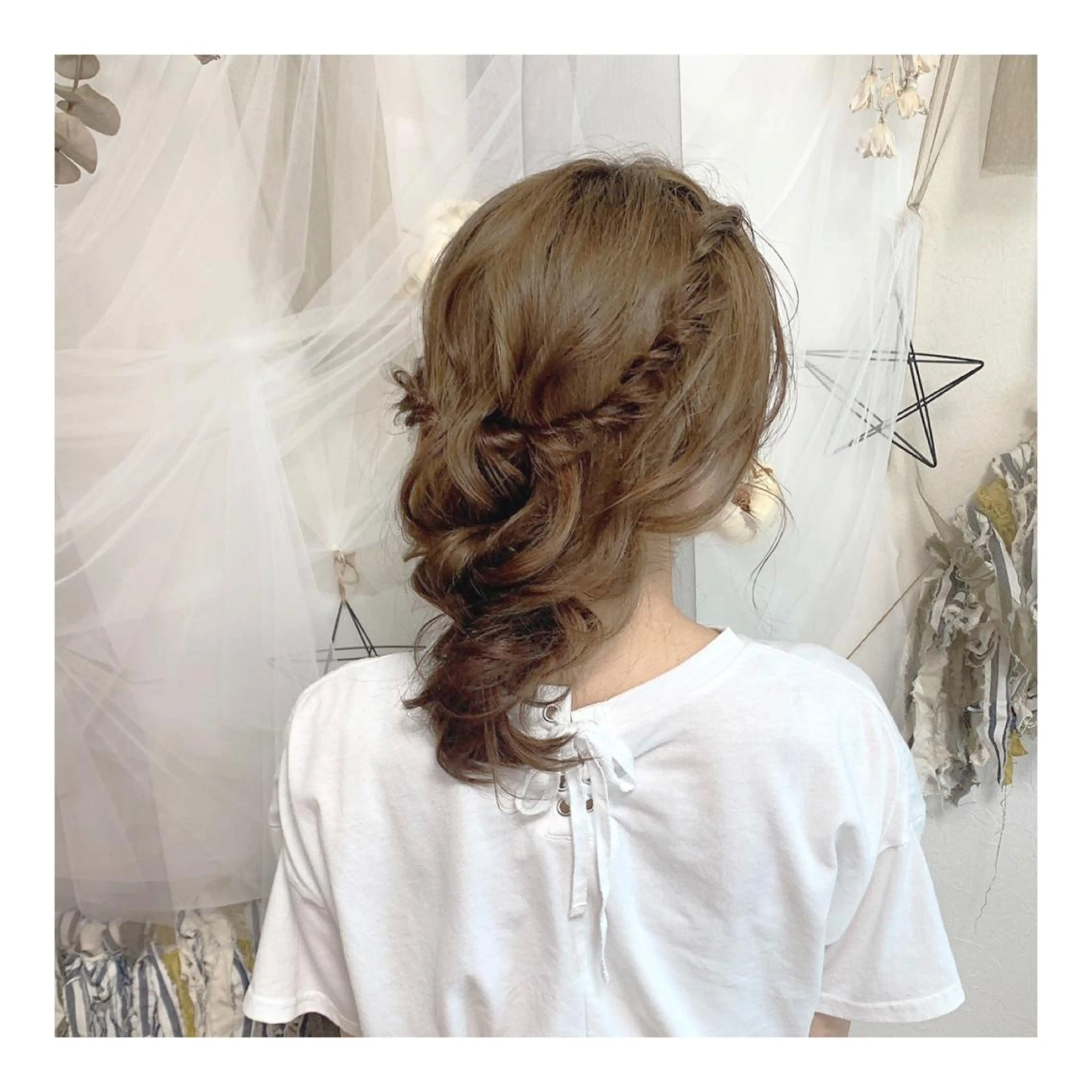 ミディアム ヘアアレンジ ヘアアンドメイクムタ 新居のヘアスタイル