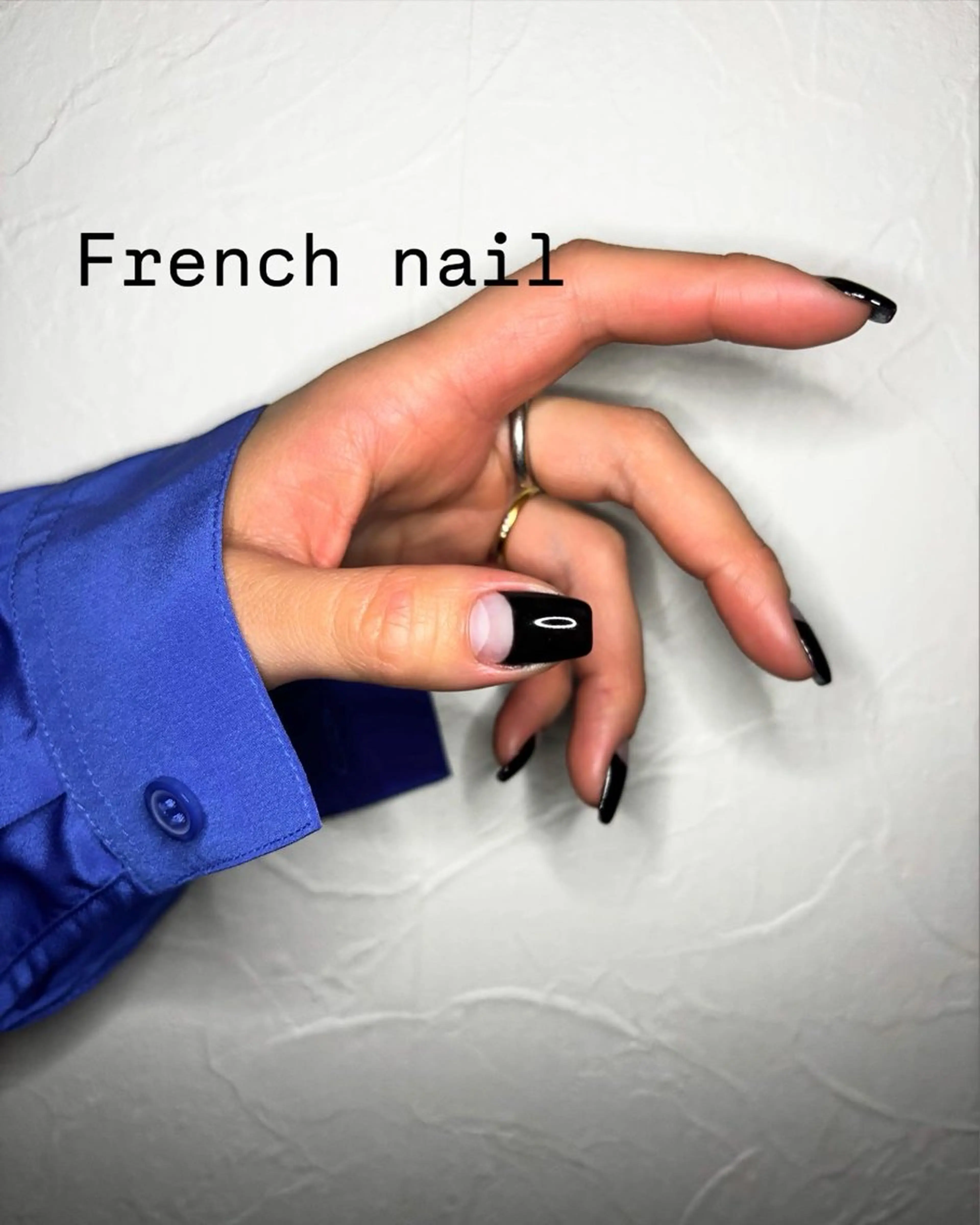 ネイル フレンチネイル BellaLuna 武藤美里のネイルデザイン