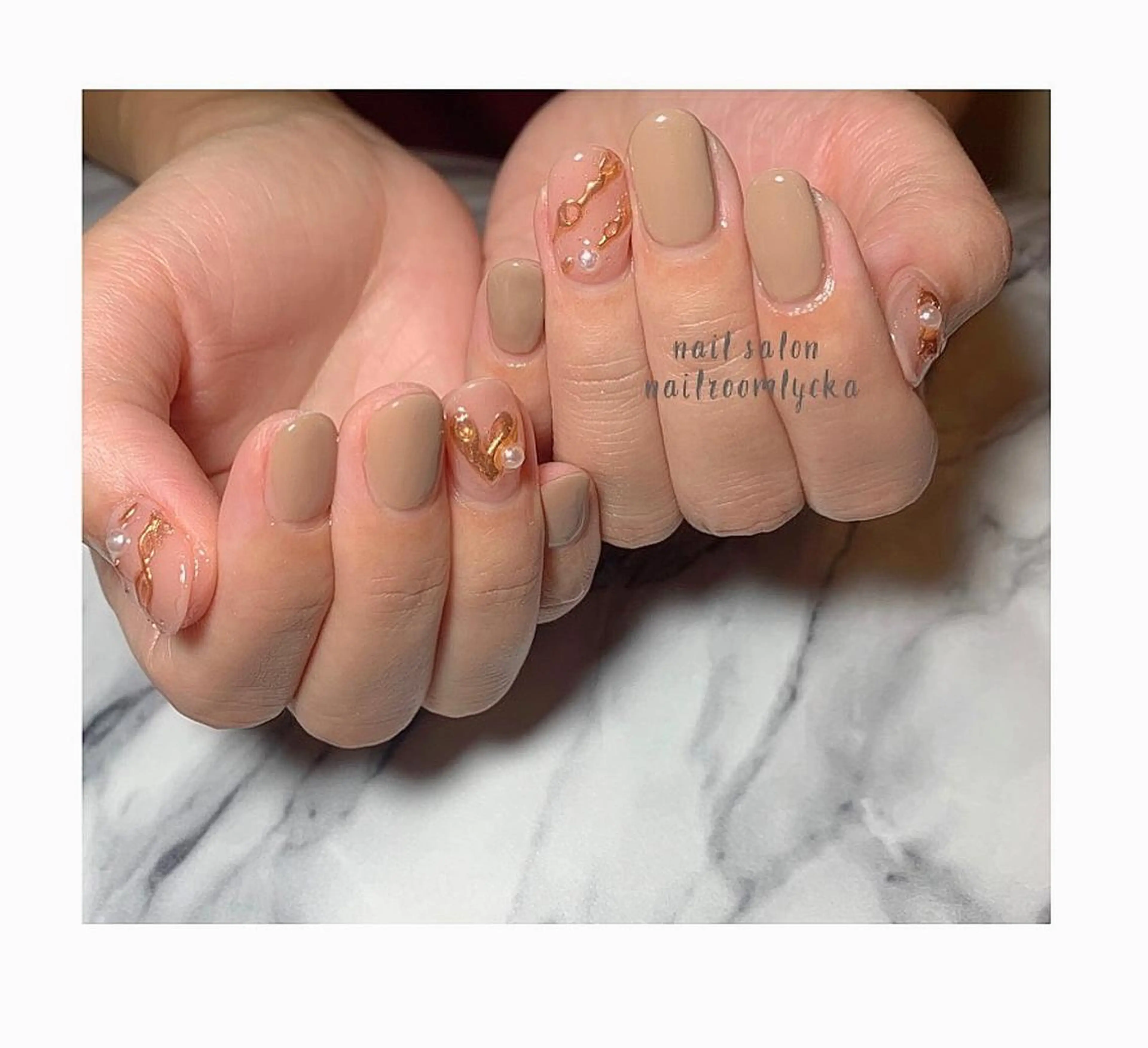 ネイル ﾈｲﾙﾙｰﾑﾘｯｶ 𝐦𝐚𝐲𝐮のネイルデザイン