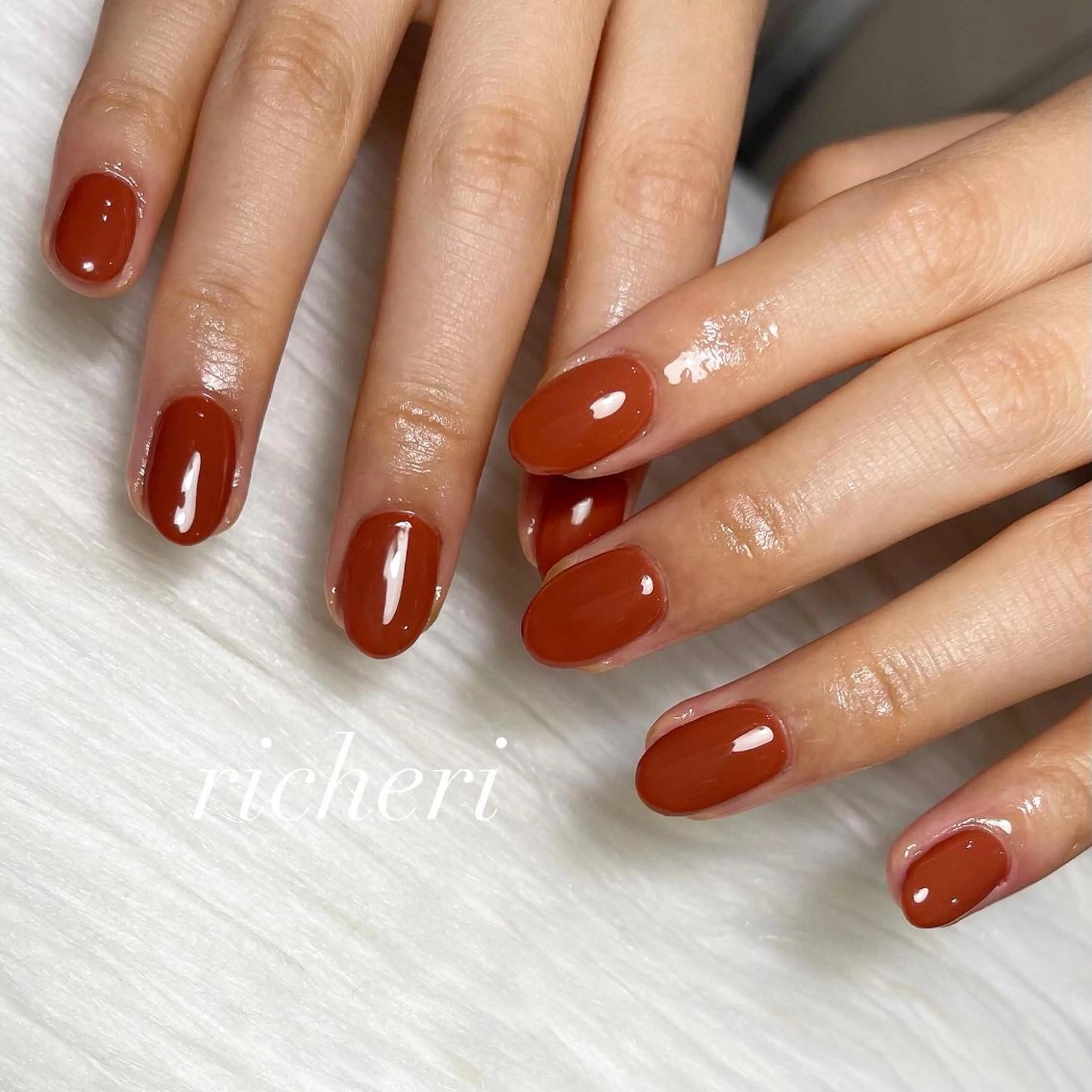 ミディアム ネイル 韓国風ヘア アートネイル フレンチネイル ジェルネイル ガラスフレンチ richeri beautyのエステ・リラクイメージ