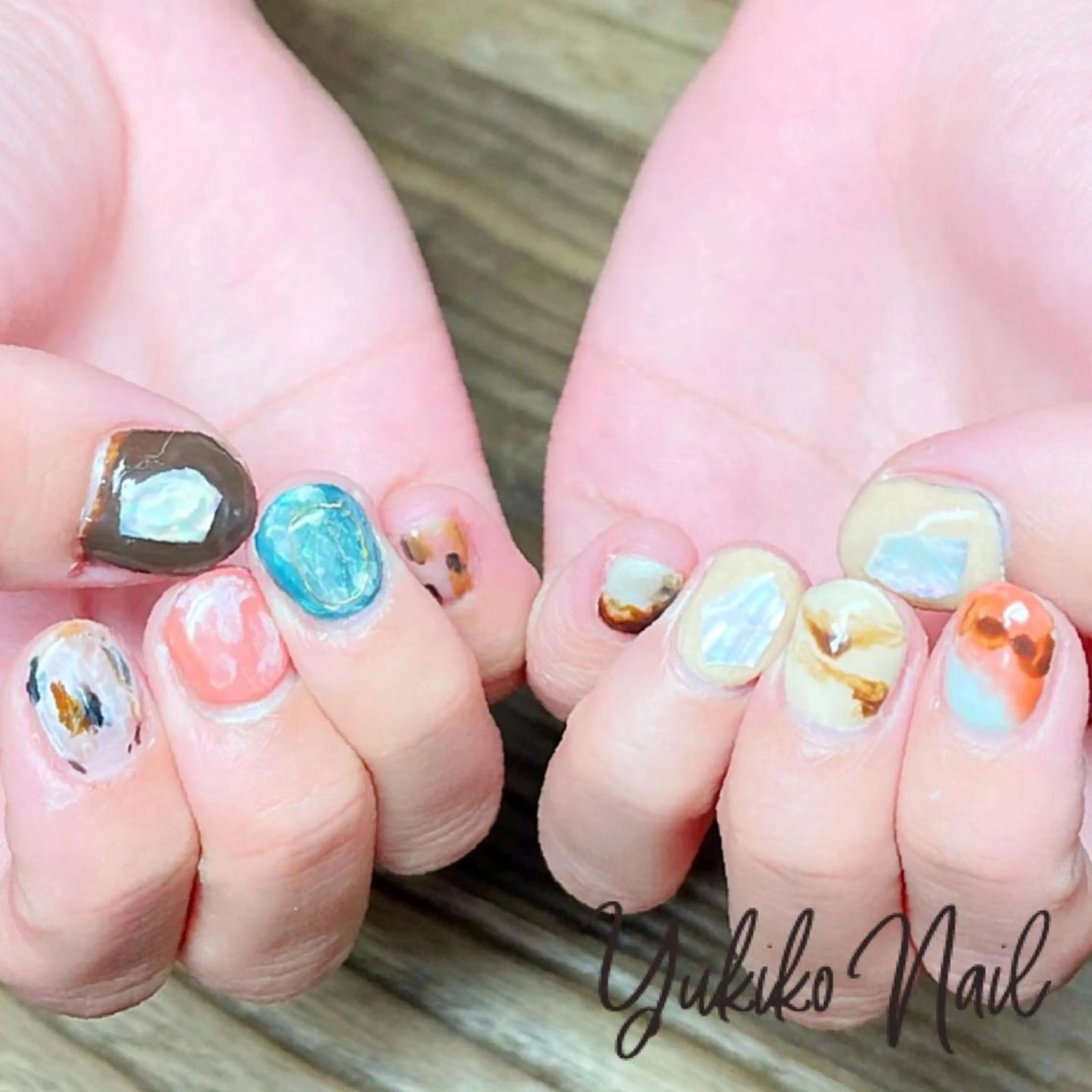ネイル 持ち込み ニュアンスネイル ハンドネイル ユキコ ネイルのネイルデザイン