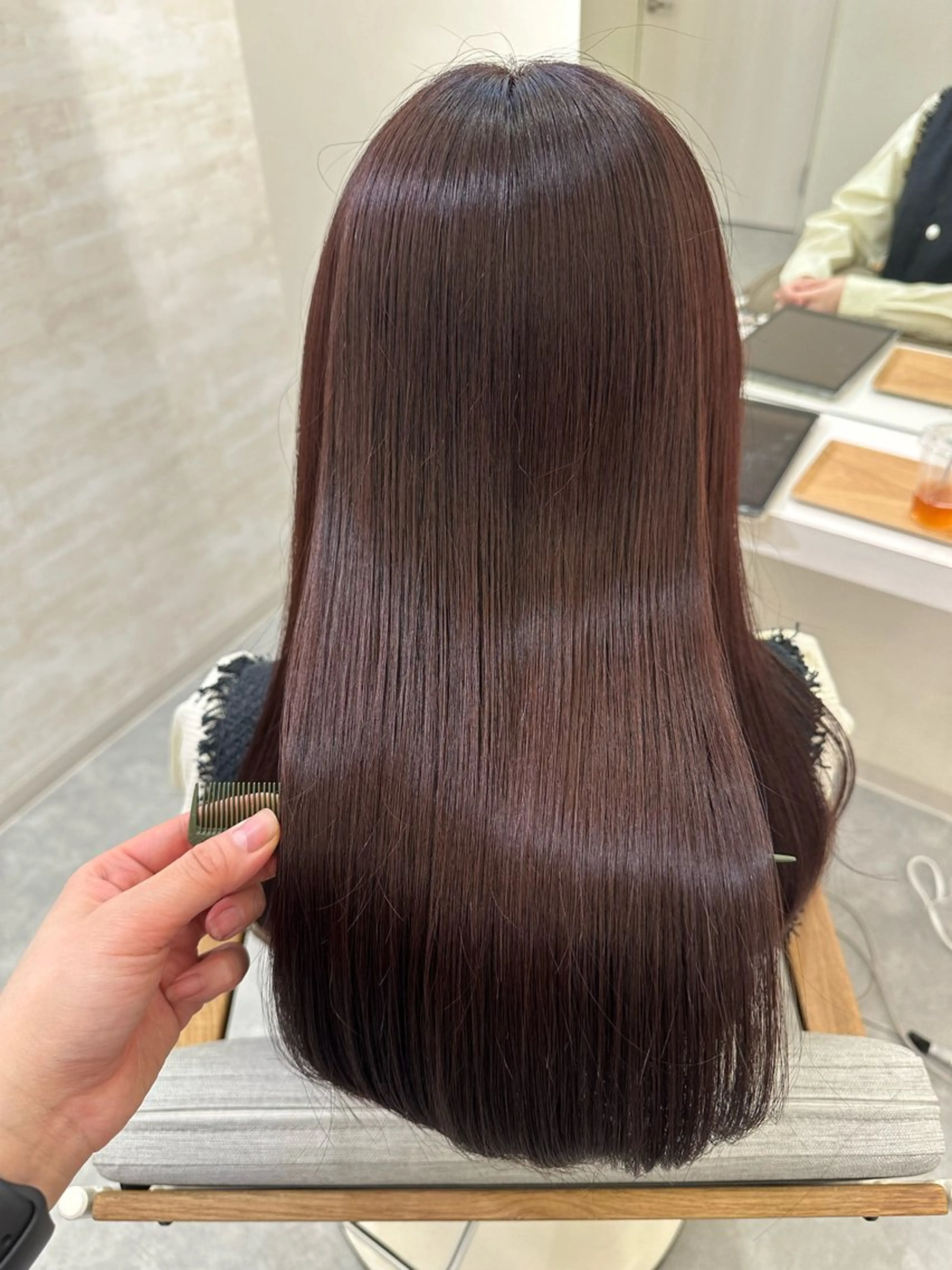 セミロング 髪質改善 縮毛矯正 トリートメント カット ヘアカラー トリートメント 髪質改善&ヘアケア 永山若奈のヘアスタイル