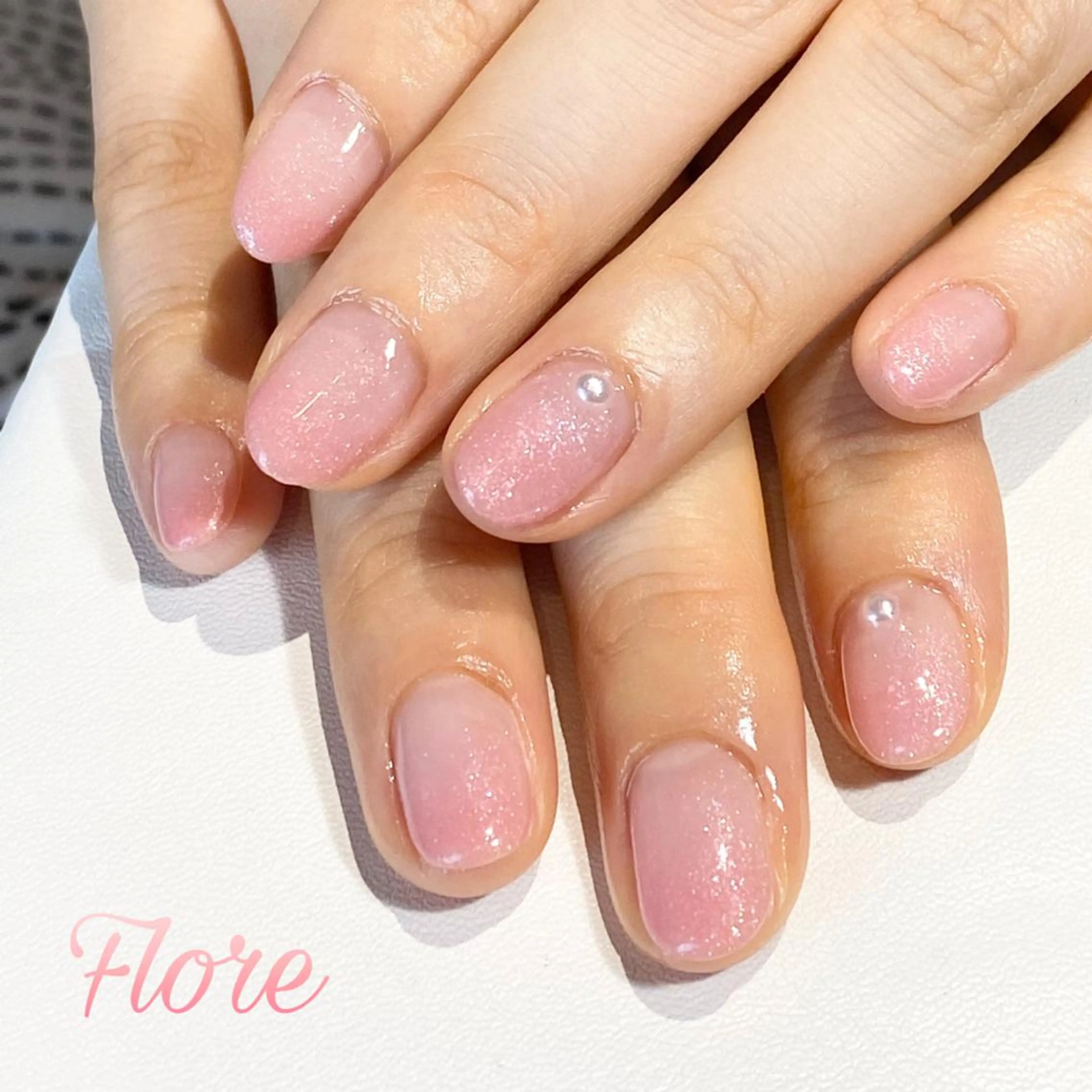 ネイル Flore (フロール)の眉毛・アイブロウイメージ