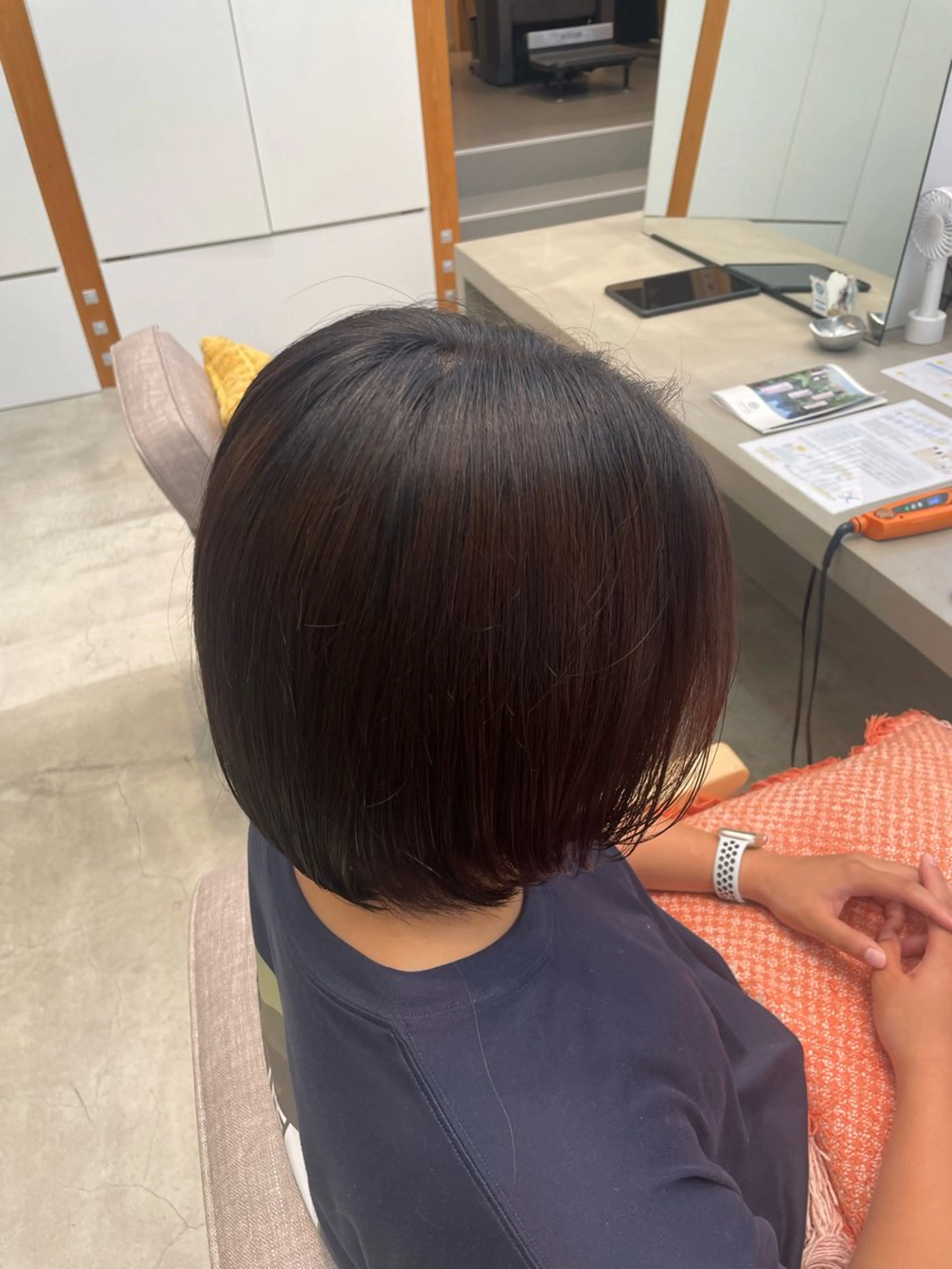 カラー 宮本 茉衣子のヘアスタイル