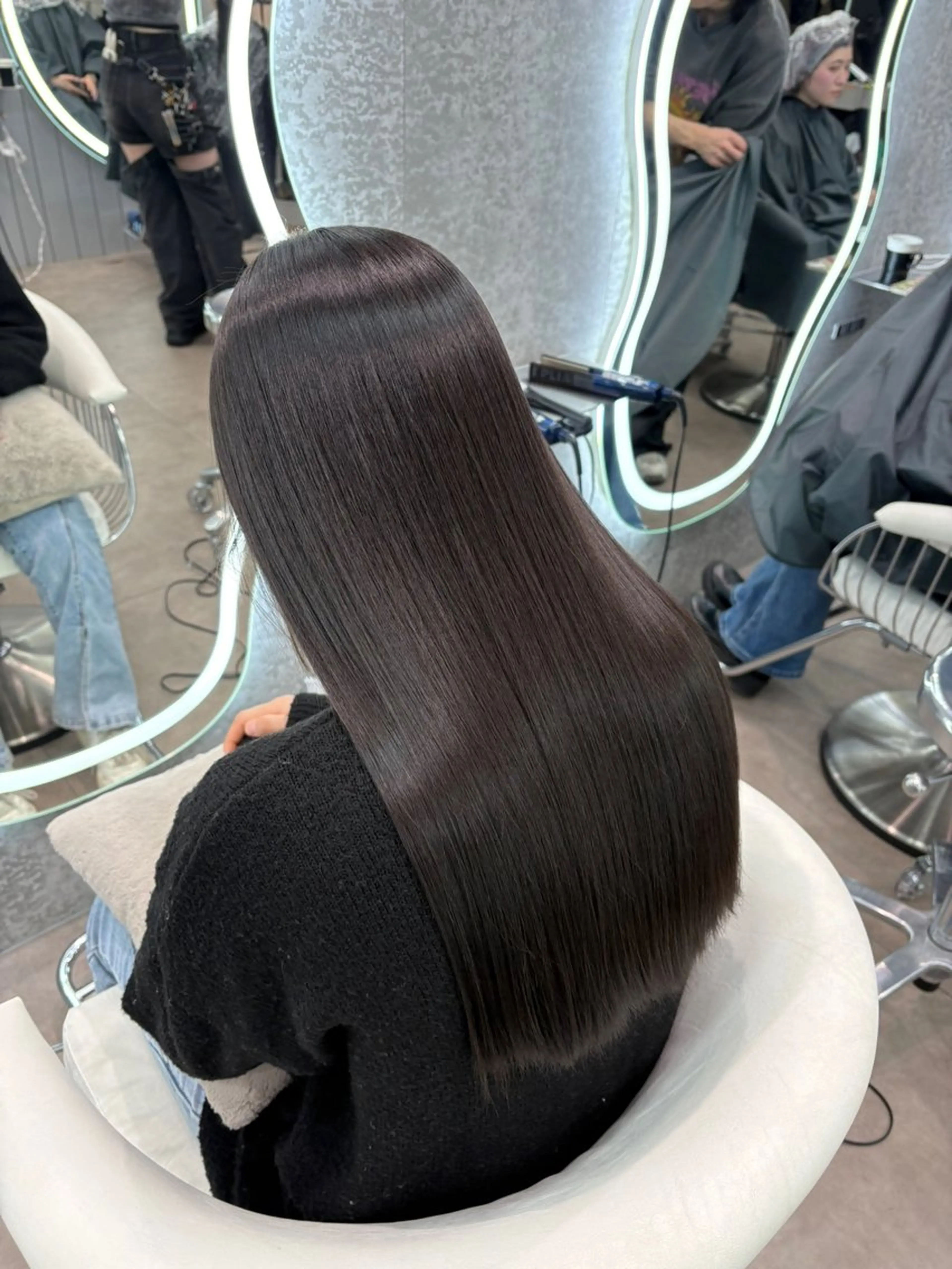 ロング ヘアアレンジ 顔まわりレイヤー 顔周りカット ハッシュカット 髪質改善 韓国風ヘア カット 縮毛矯正 トリートメント ヘアセット 大宮🩵縮毛矯正 髪質改善 佐藤 和のヘアスタイル