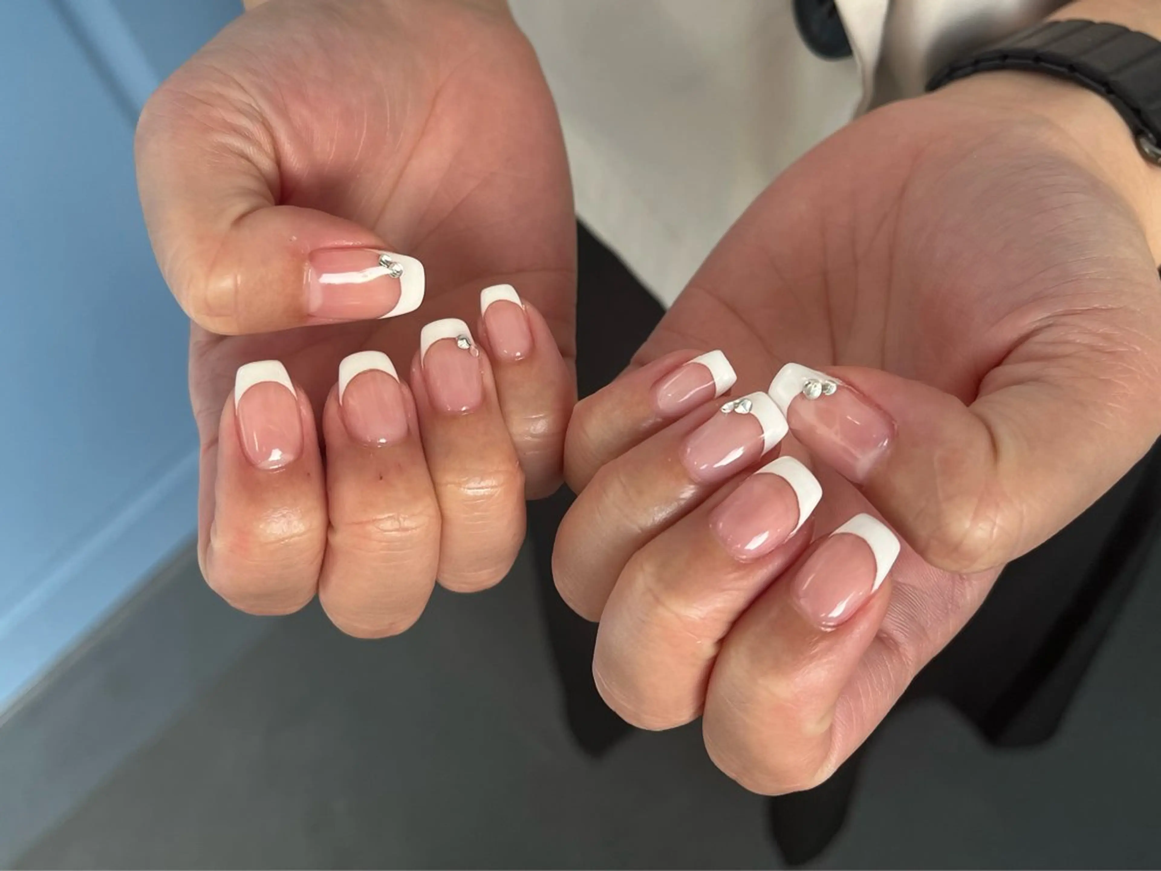 ネイル オーロラネイル フットネイル フレンチネイル ジェルネイル 韓国ネイル kiki nail たまプラーザのネイルデザイン