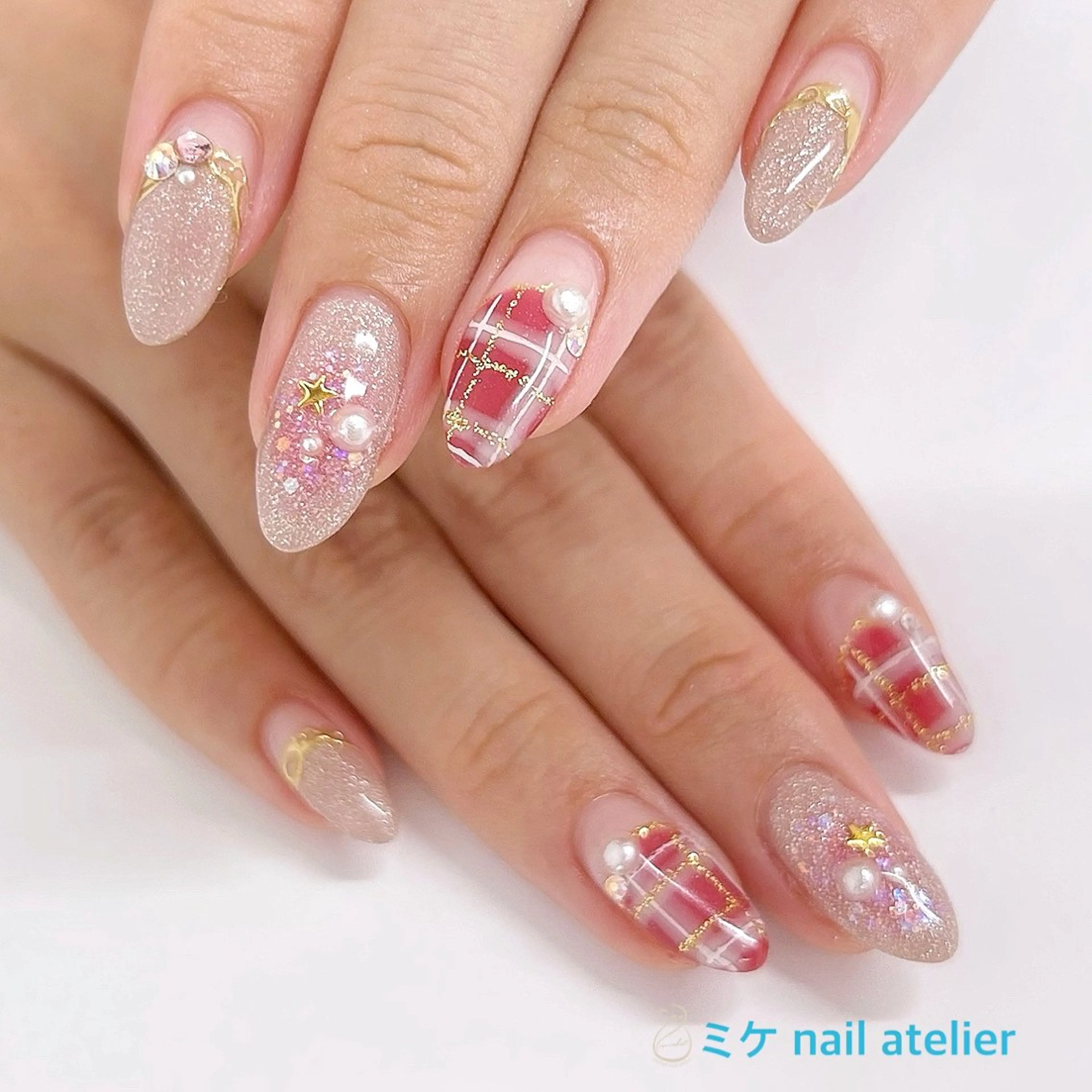 ネイル アートネイル チークネイル フレンチネイル ジェルネイル ゴールド ハンドネイル h. rikaのネイルデザイン