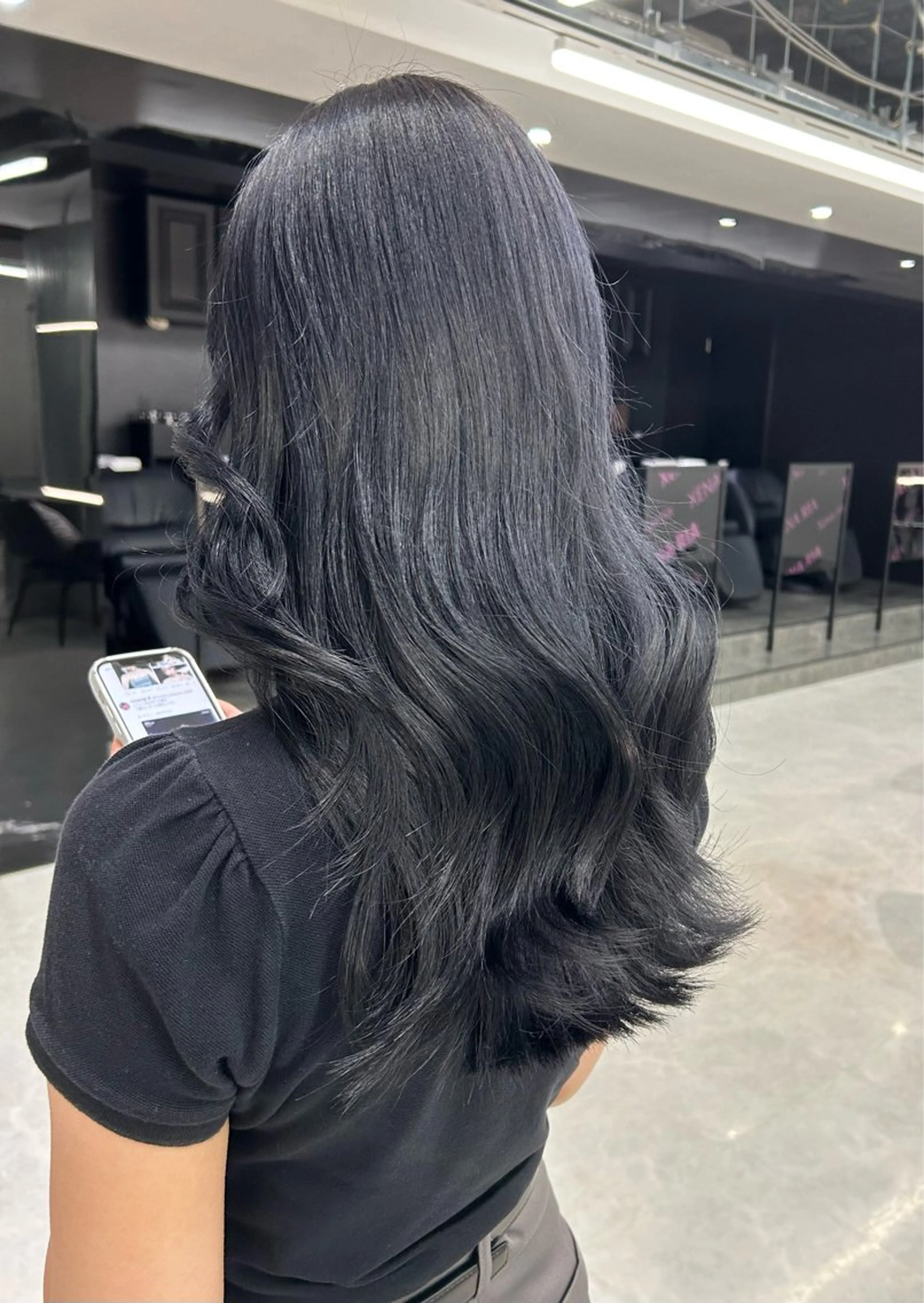 ロング Xena ria 衣織/ブリーチカラーのヘアスタイル