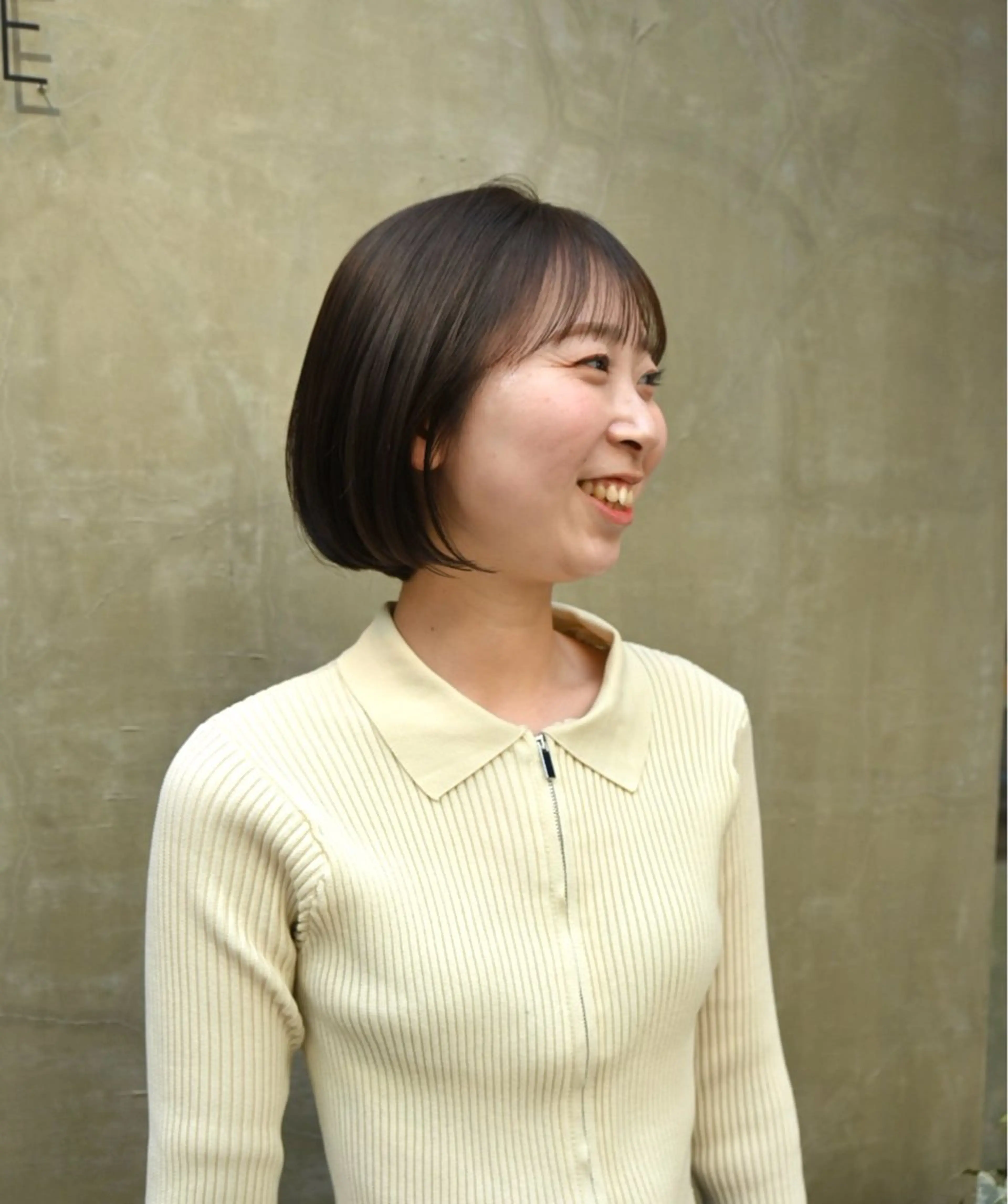 ショート カラー カット ヘアカラー トリートメント VISAGE ba.sk 金子詩帆のヘアスタイル