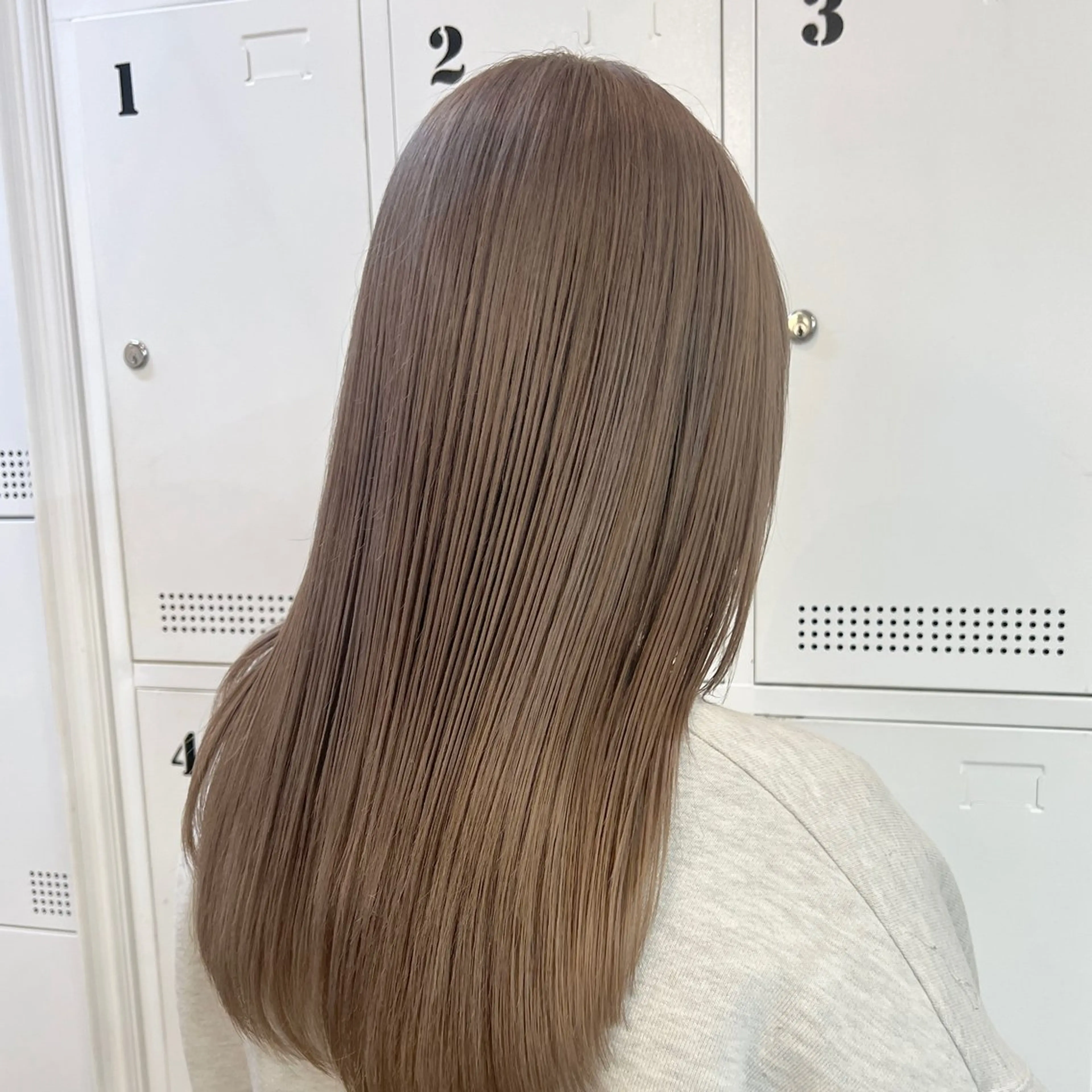 セミロング カラー ヘアカラー トリートメント ✨艶髪職人 しょうたろう✨のヘアスタイル