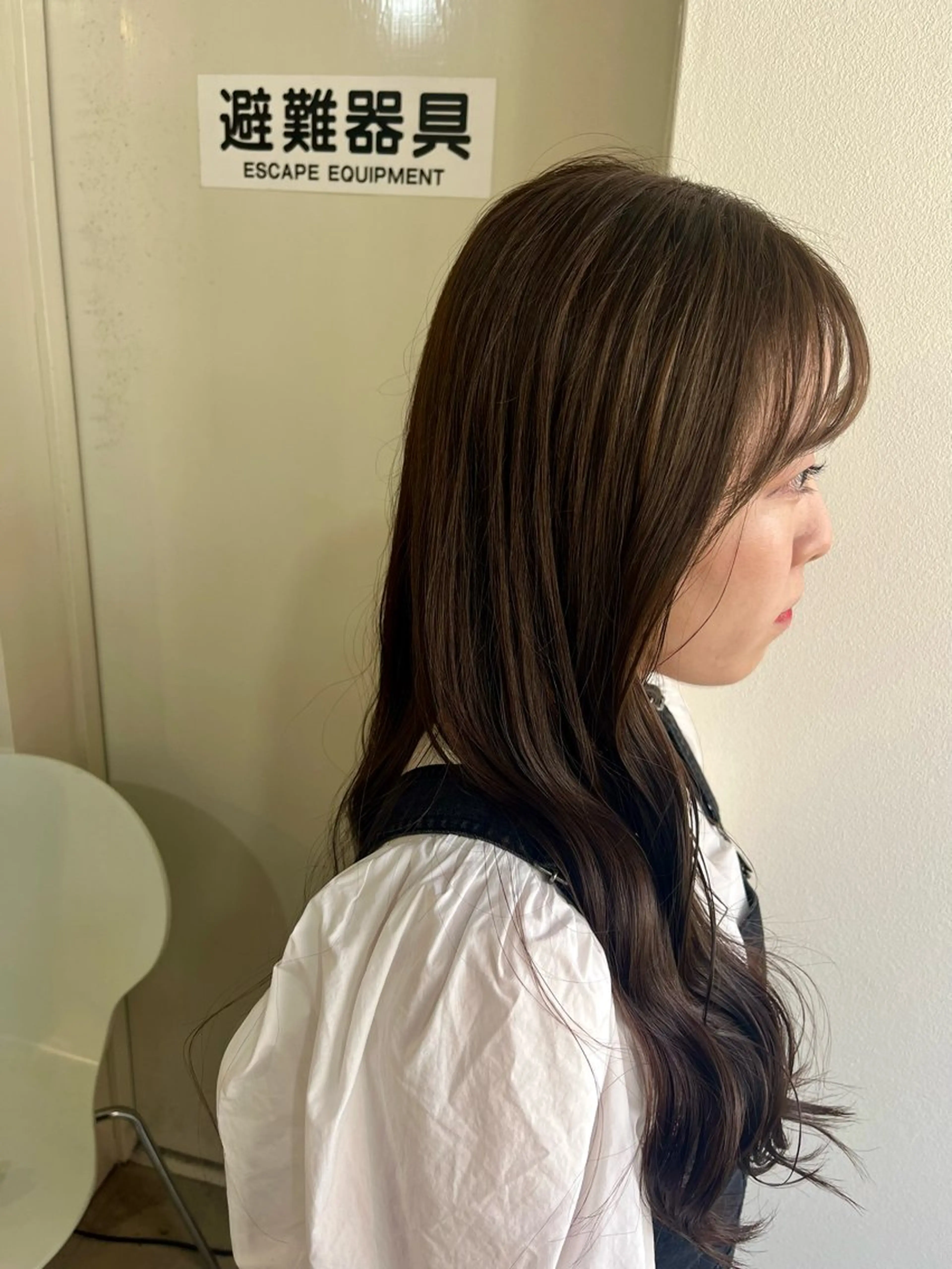 ロング カラー ベージュカラー 透明感カラー オリーブベージュ ヘアカラー Sherry/R 三川町　山本なつみのヘアスタイル