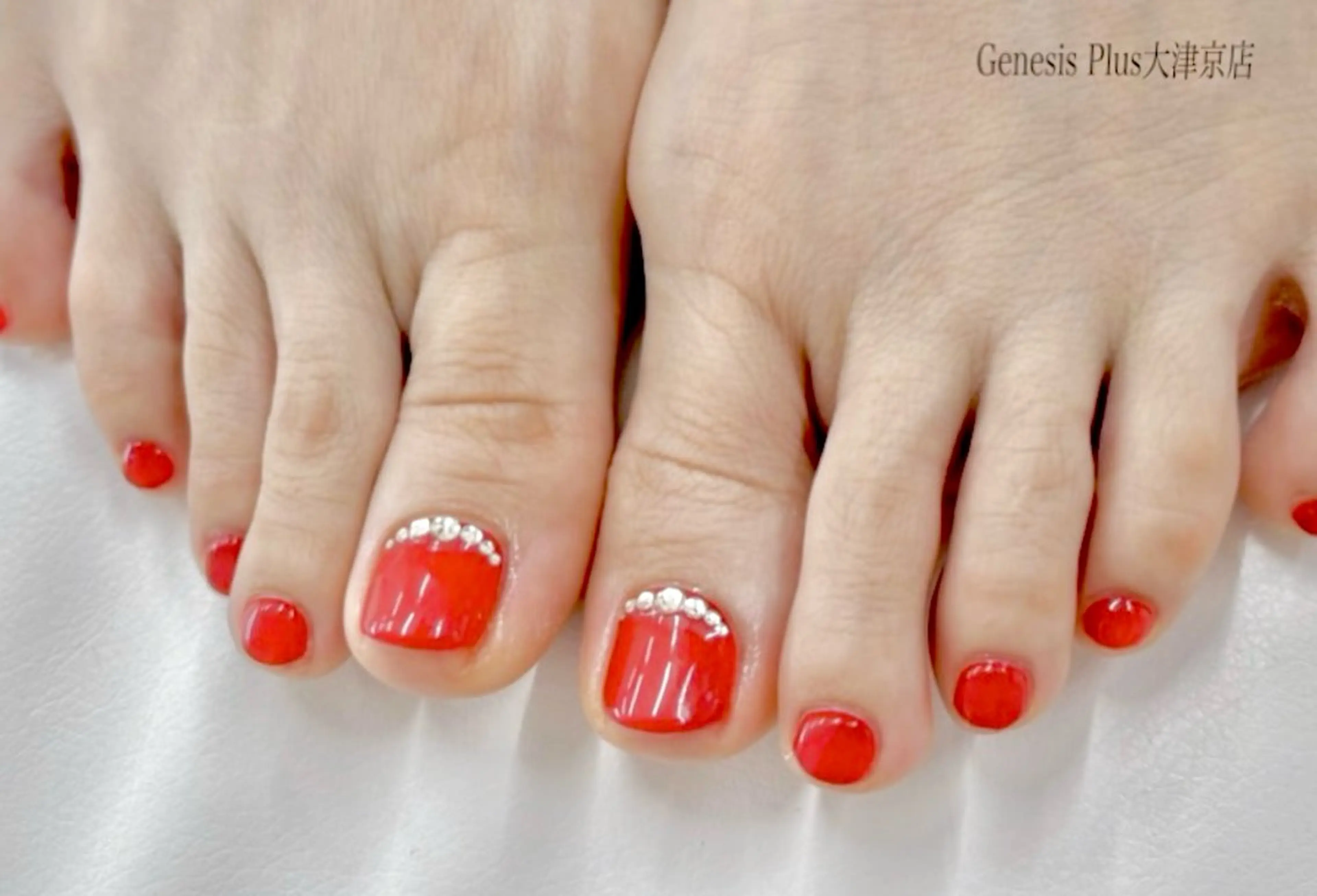 ネイル フットネイル ワンカラーネイル ストーンネイル Genesis Plus大津京店のエステ・リラクイメージ