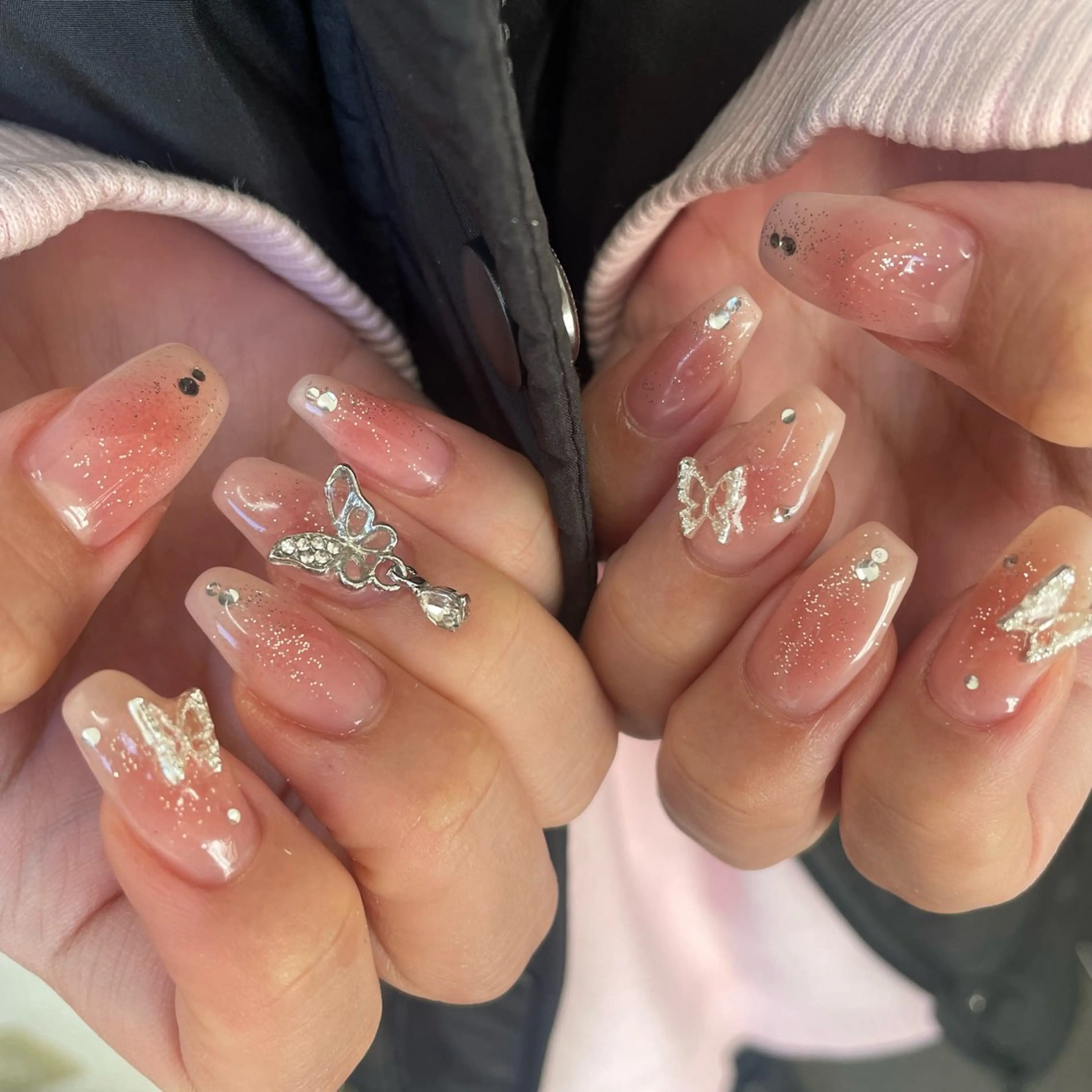 ネイル チークネイル Hi!Nails /Shizuka☺︎のネイルデザイン