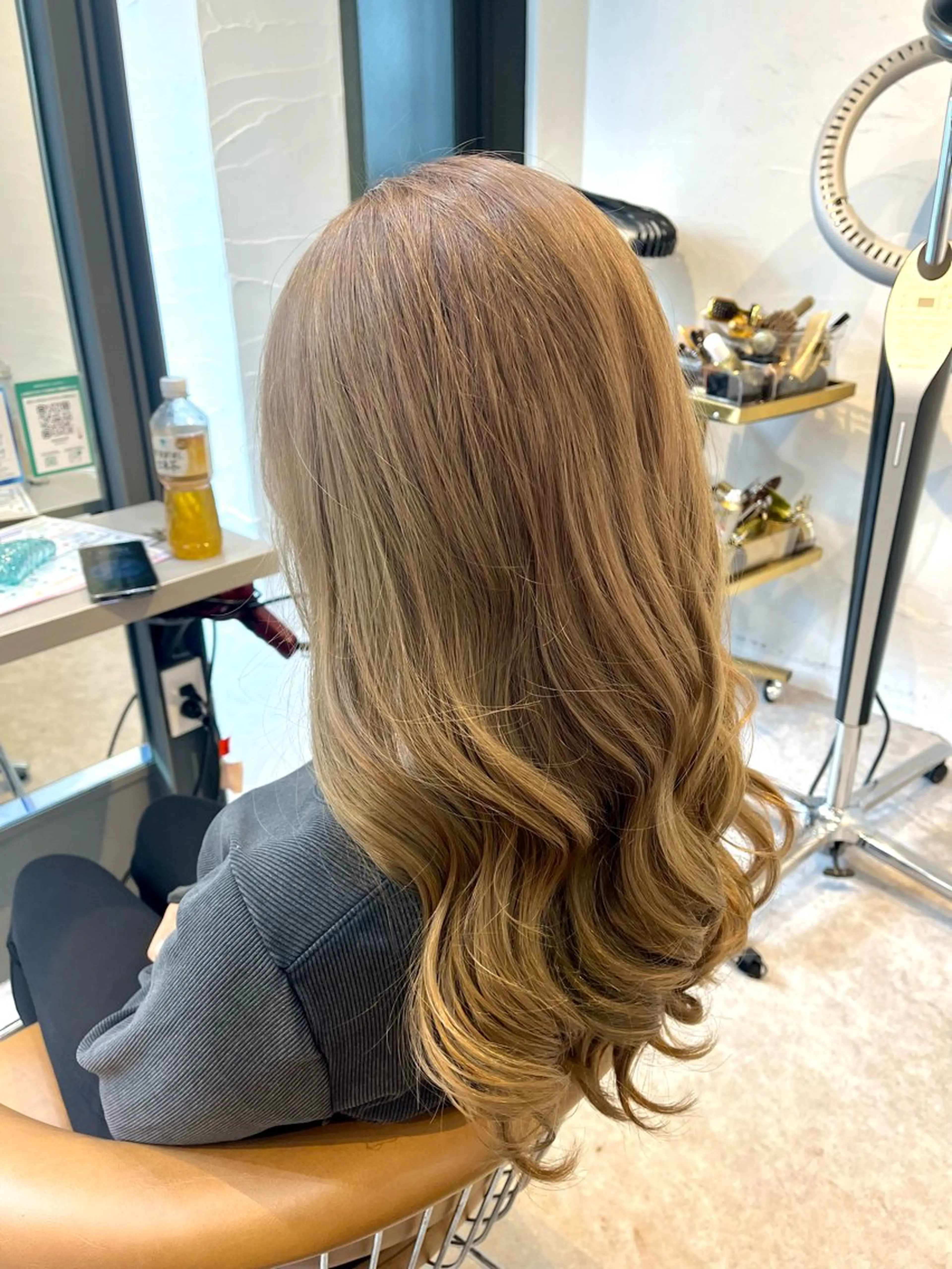 ロング カラー カット ヘアカラー トリートメント うしだ かおるのヘアスタイル