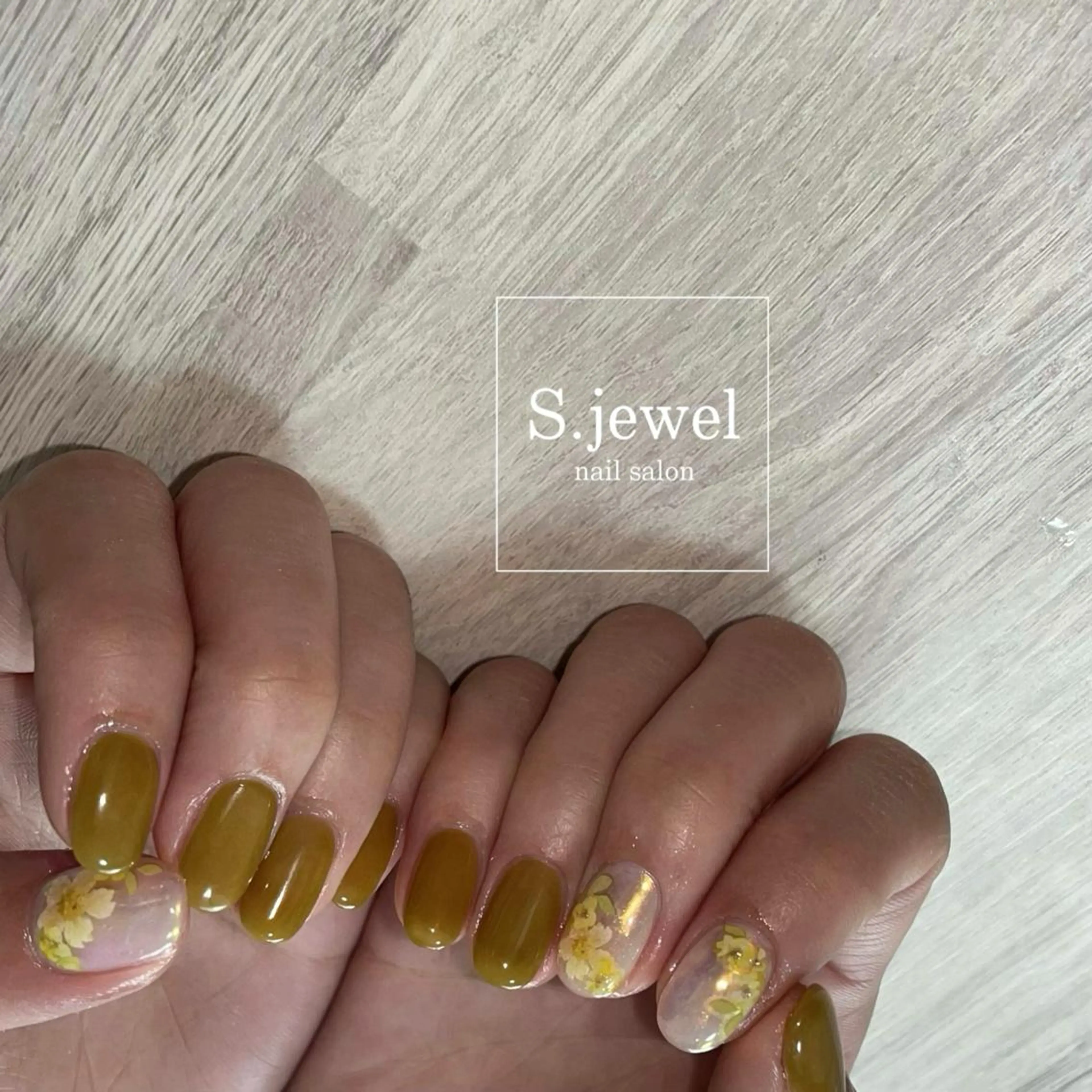 ネイル S♡JEWEL所属・S. JEWELのネイルデザイン