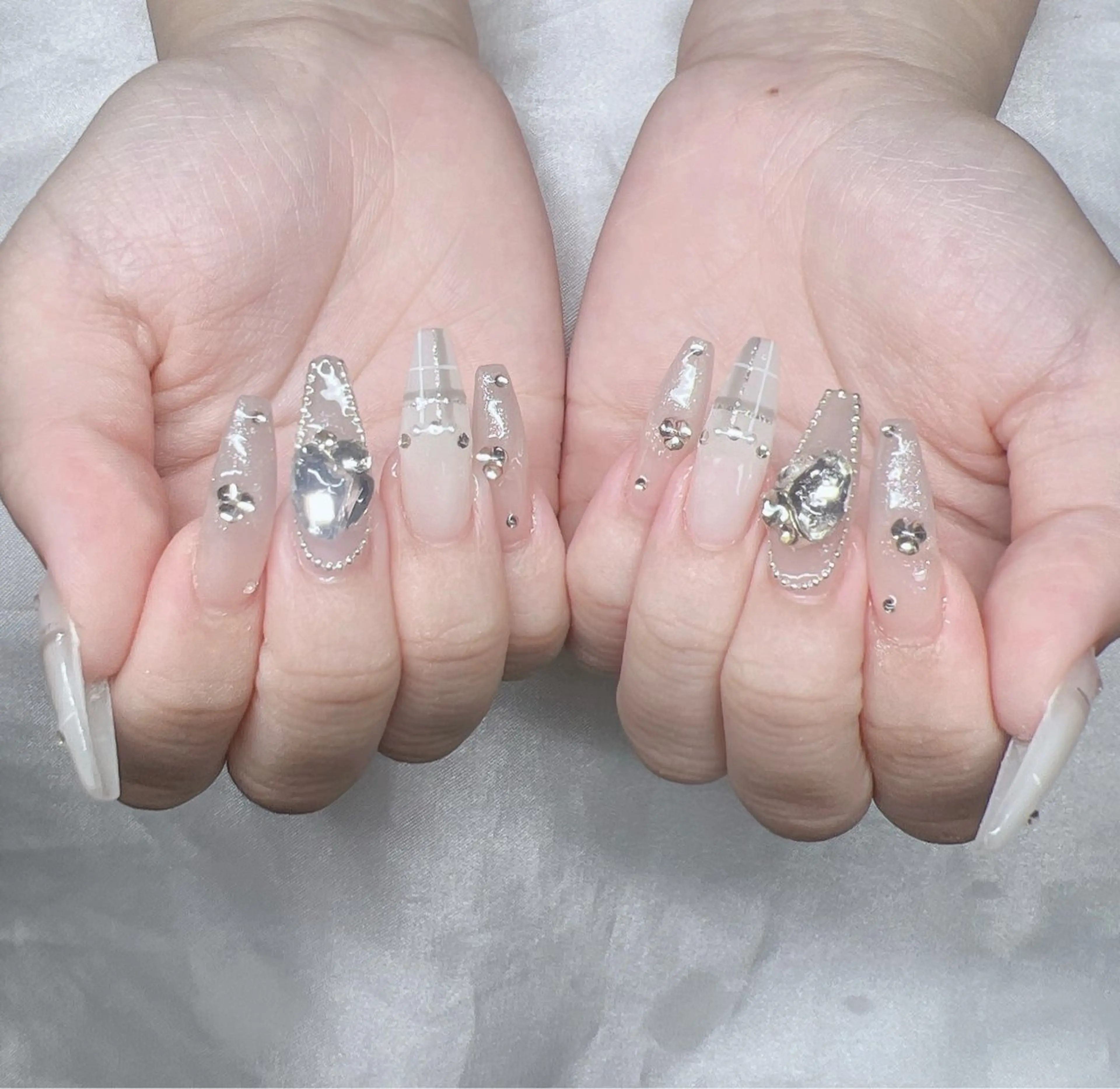 ネイル 長さ出し グラデーション キラキラネイル マグネットネイル ニュアンスネイル Lee Nails チップ長さだし専門店のネイルデザイン