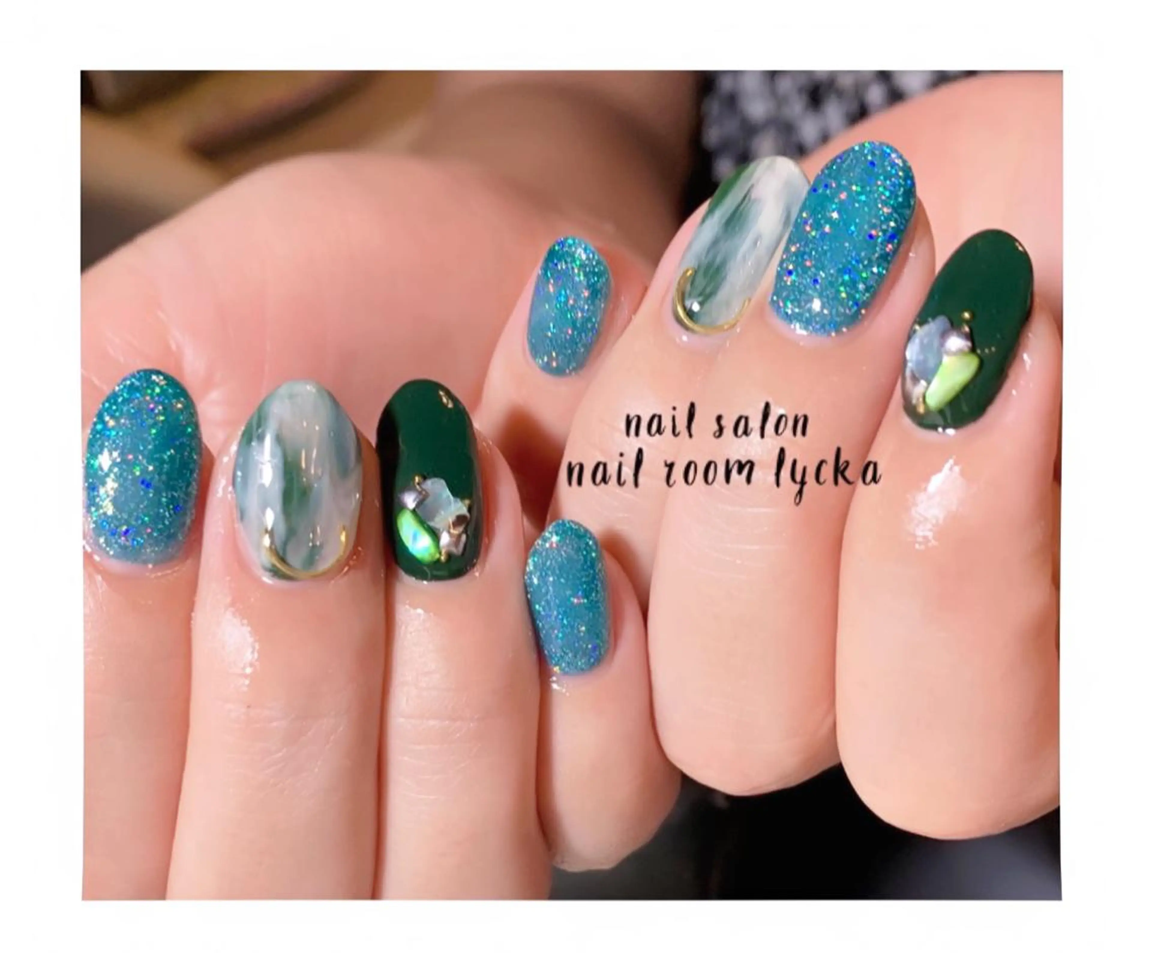 ネイル ﾈｲﾙﾙｰﾑﾘｯｶ 𝐦𝐚𝐲𝐮のネイルデザイン