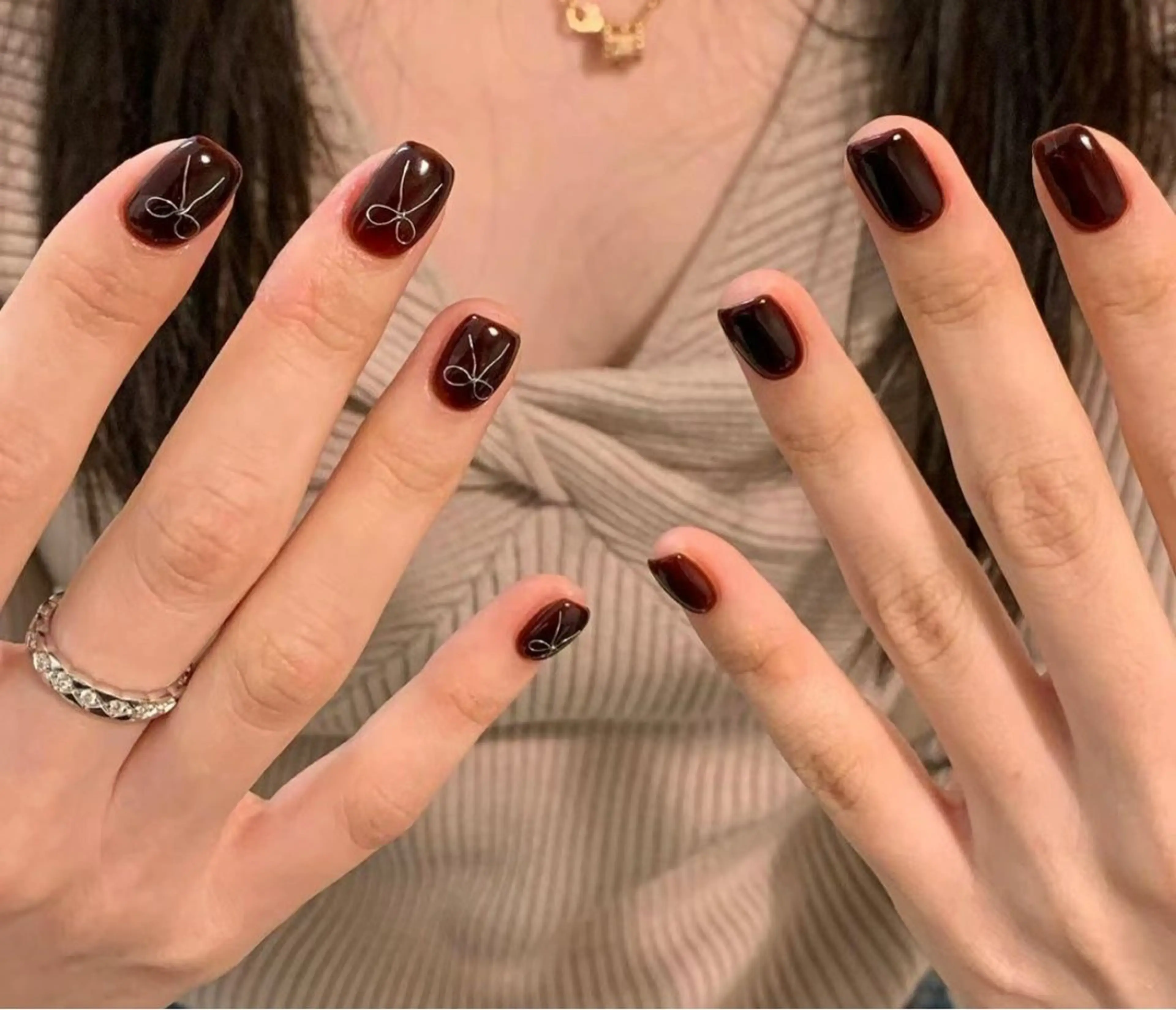 ネイル ハンドネイル ハンドケア 🍑 momo_nailのネイルデザイン