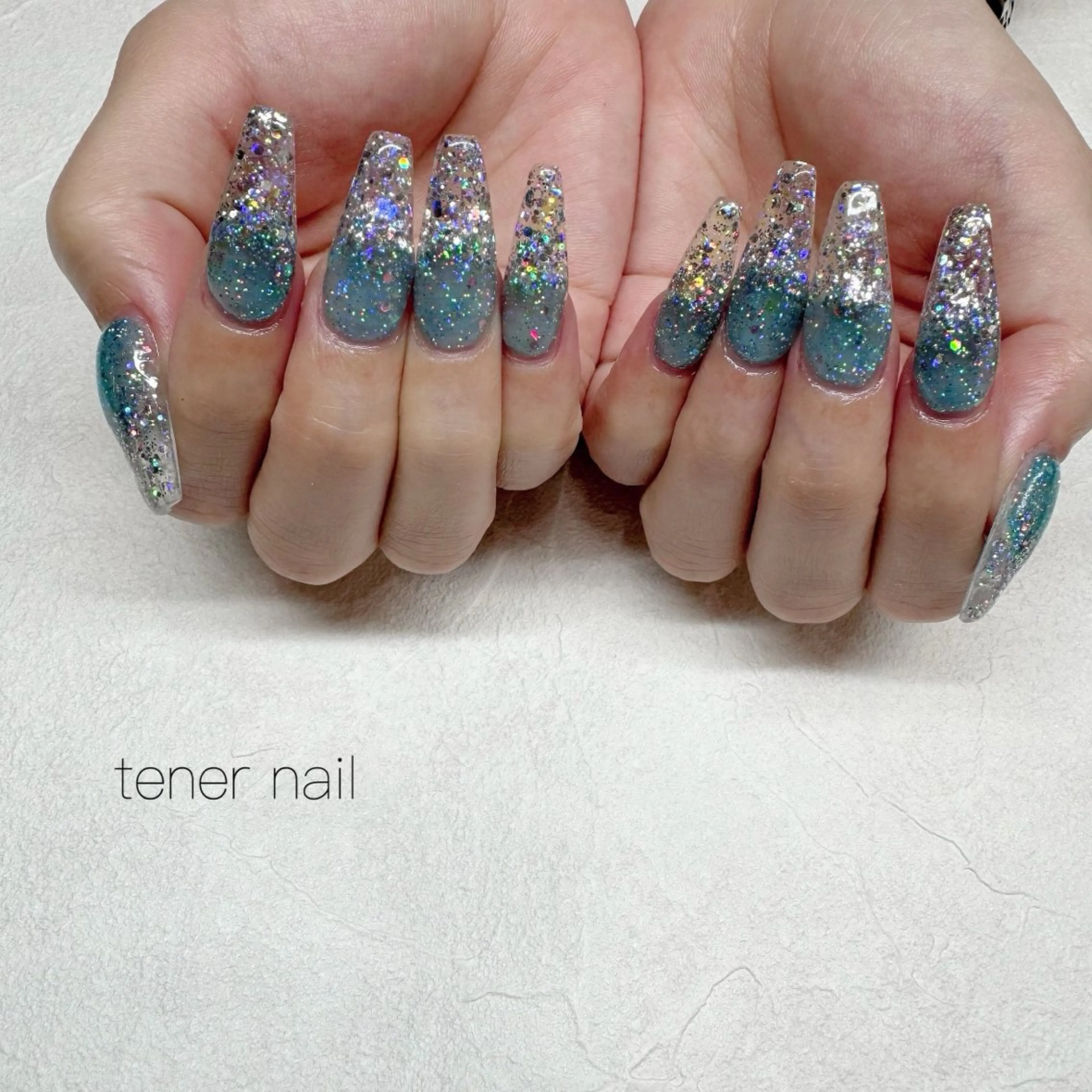 ネイル クリアネイル キラキラネイル ラメ(グリッター) ハンドネイル tener  nail  テネルネイル所属・テネルネイル tener nailのネイルデザイン