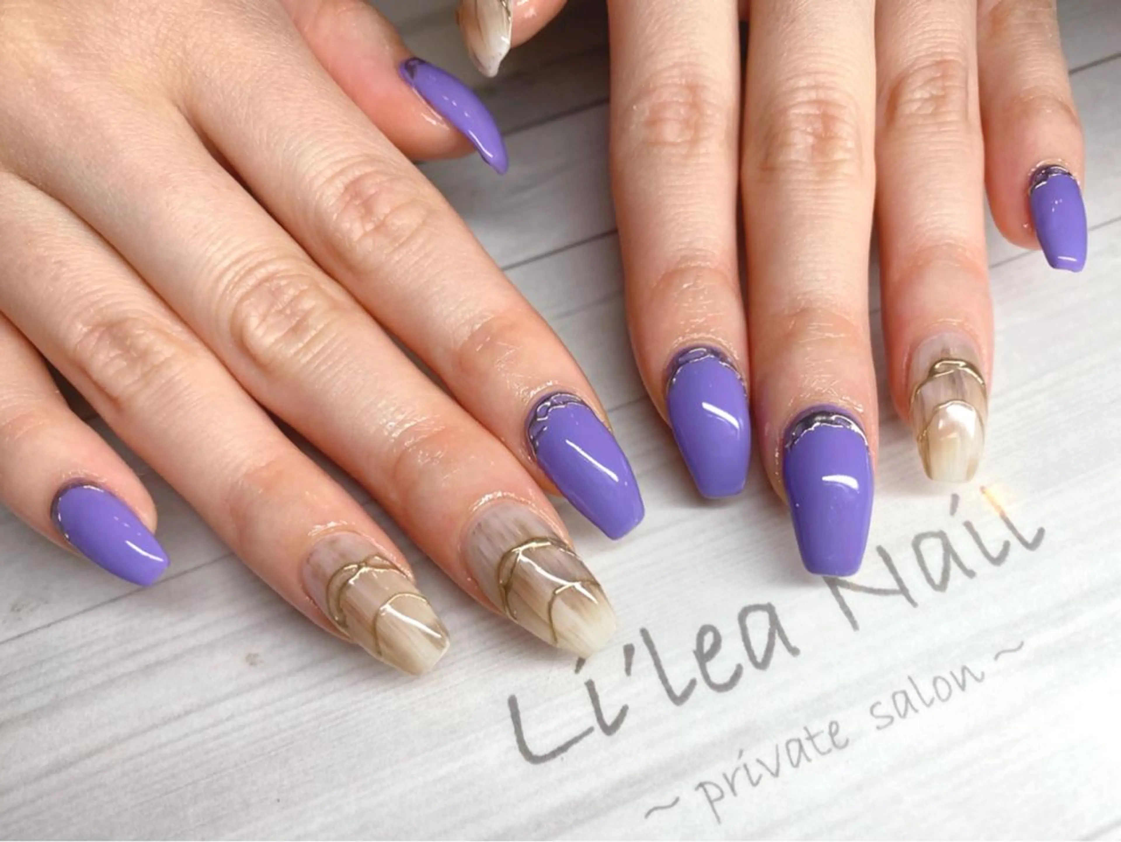 ネイル Li'leaNail AINAのネイルデザイン