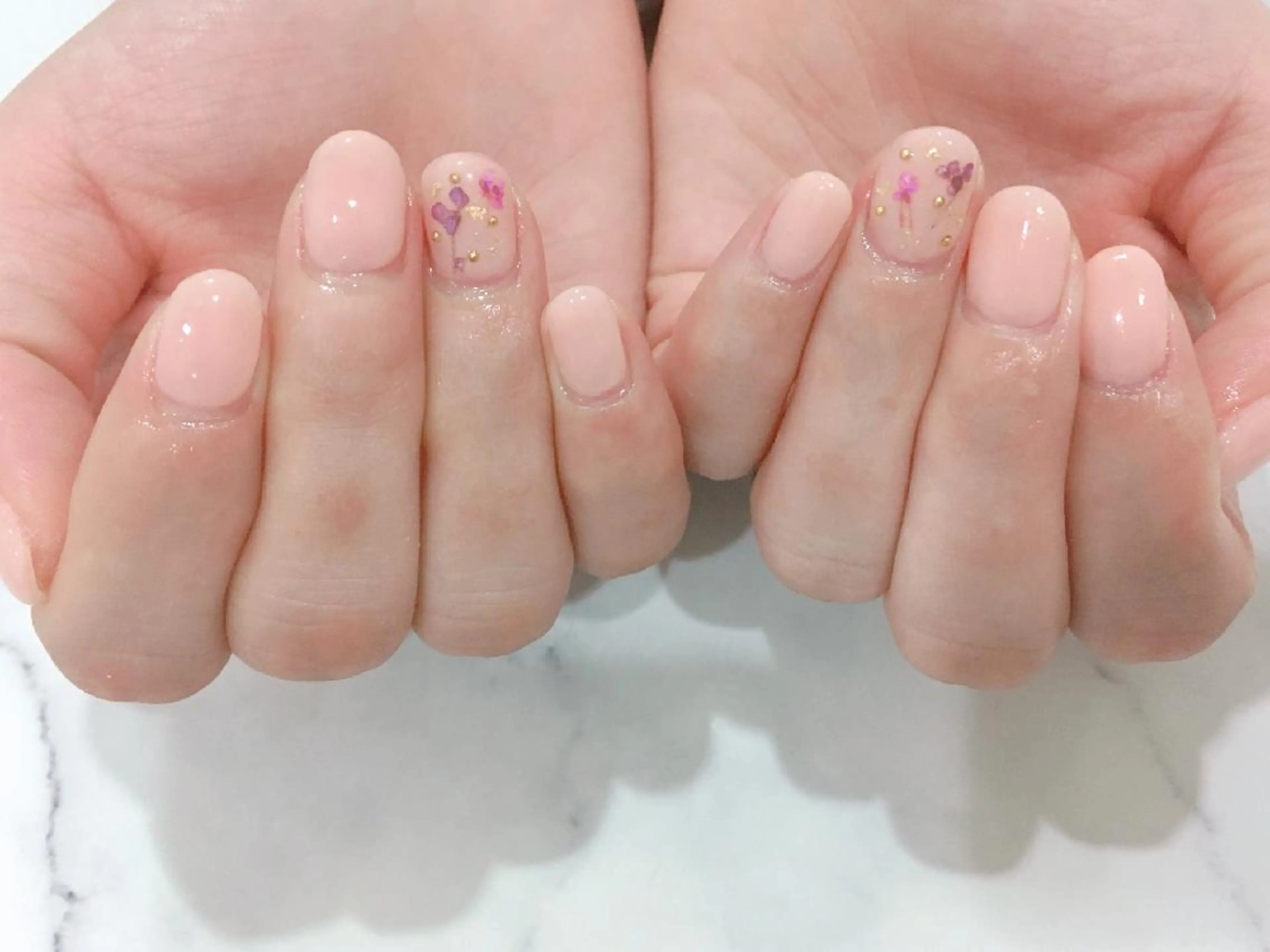 ネイル 長さ出し フラワーネイル フットネイル ジェルネイル グラデーション ネイル＆フラワーサロン〜Ri✦hiro〜鳥栖店所属・HIRATA RIEのネイルデザイン